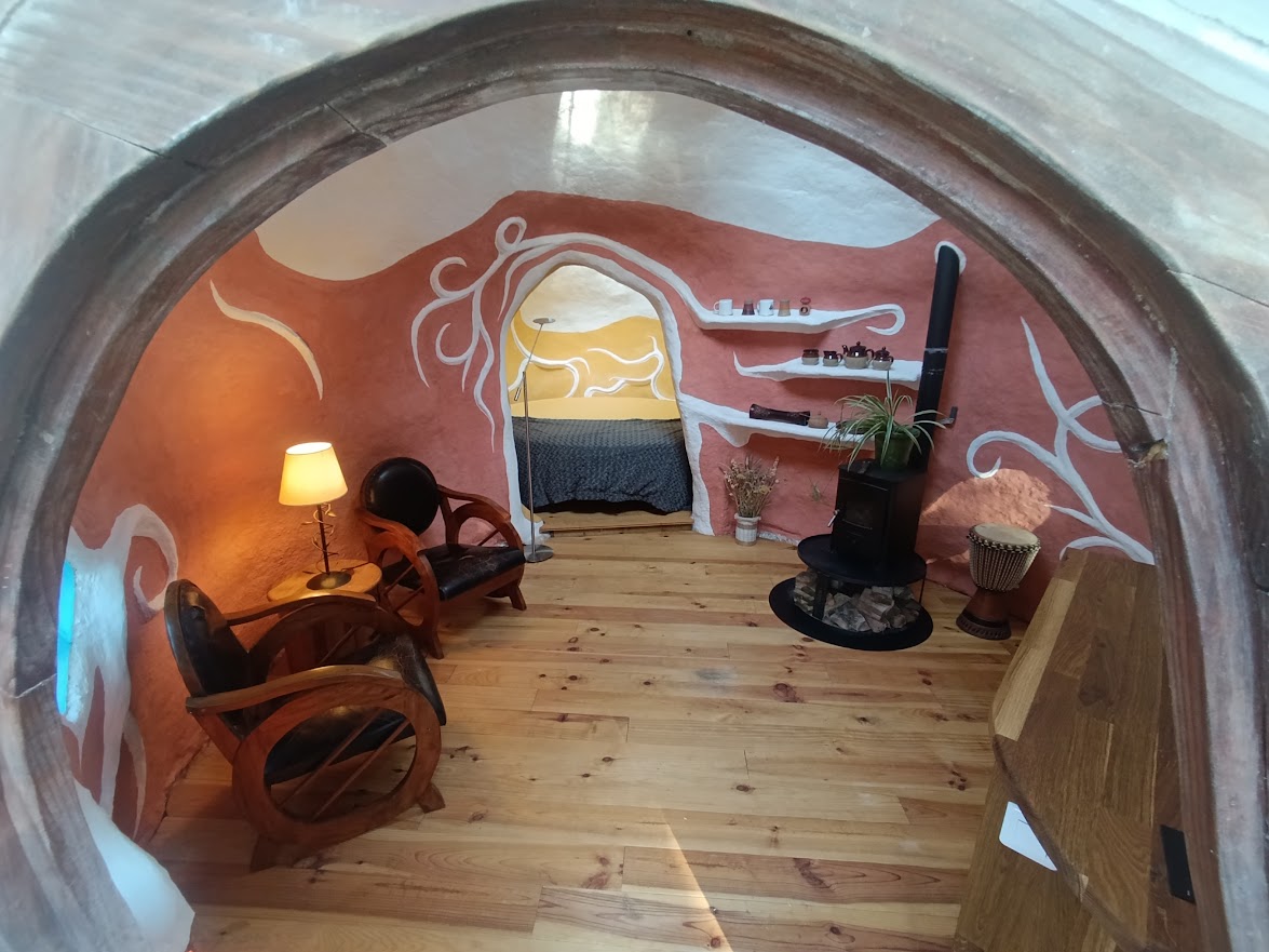 La Taupinière — Maison insolite avec spa à La Clauzade, Corrèze à Saint-Germain-les-Vergnes — vue intérieure