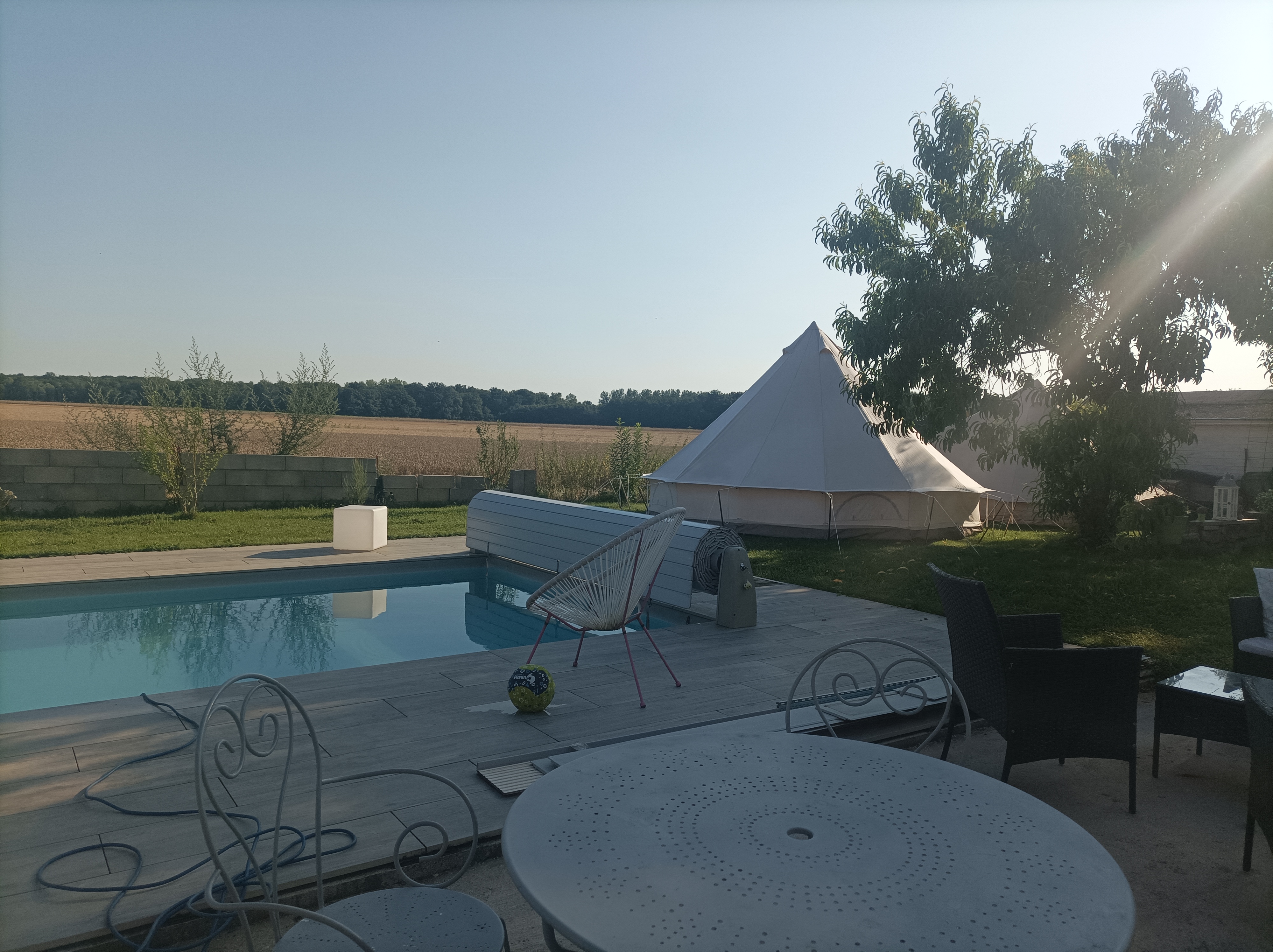 Tente Cosy — Nuit sous les étoiles avec piscine à Côte-d'Or