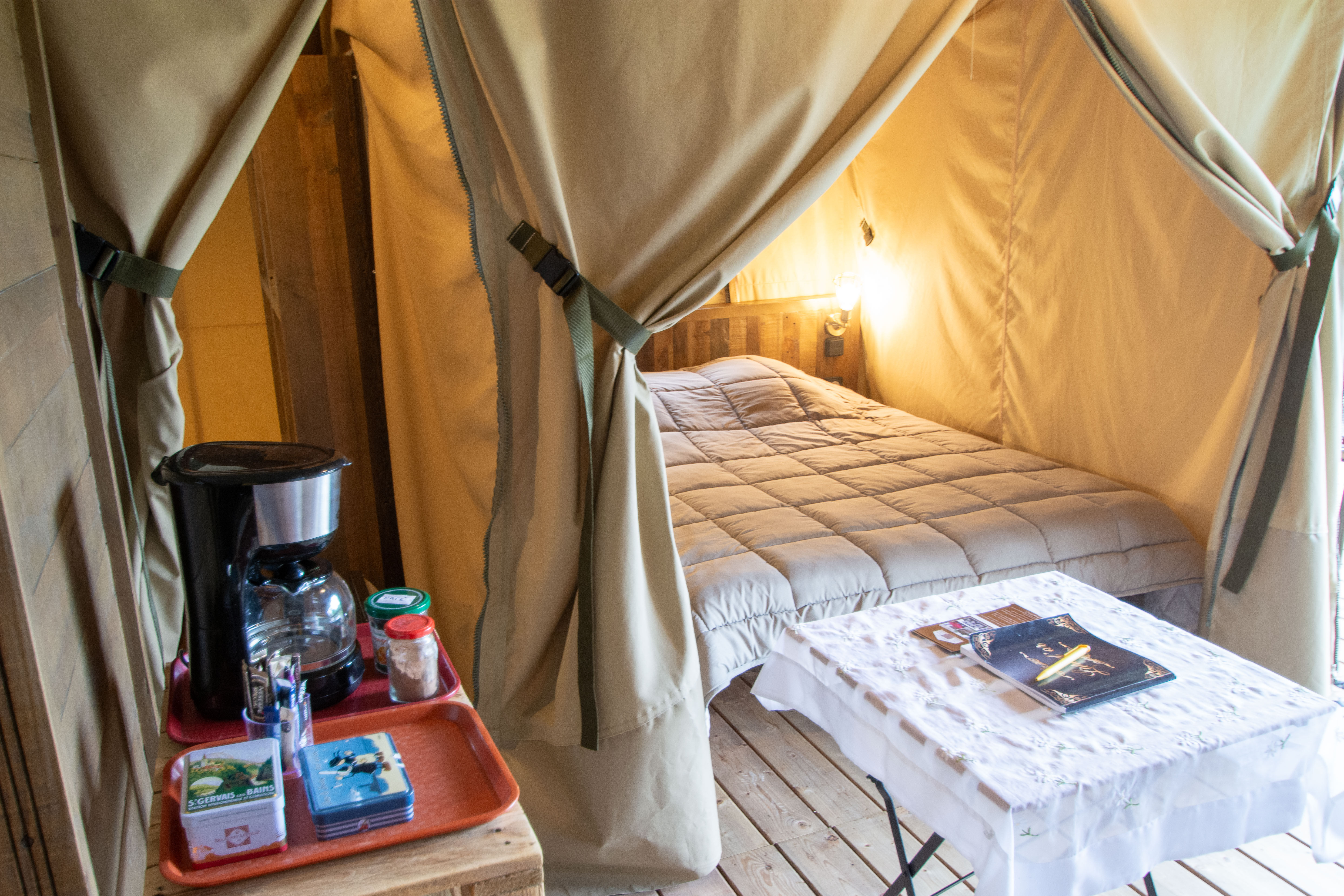Vivez l'expérience d'un lodge safari au cœur des Midi-Pyrénées à Manciet — salle de bain