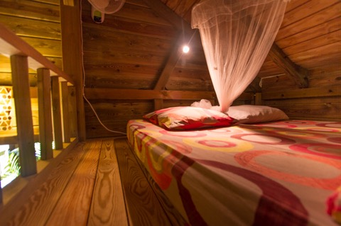 Évasion créole : cabane en bois au cœur de la Guadeloupe à Deshaies — salle de bain