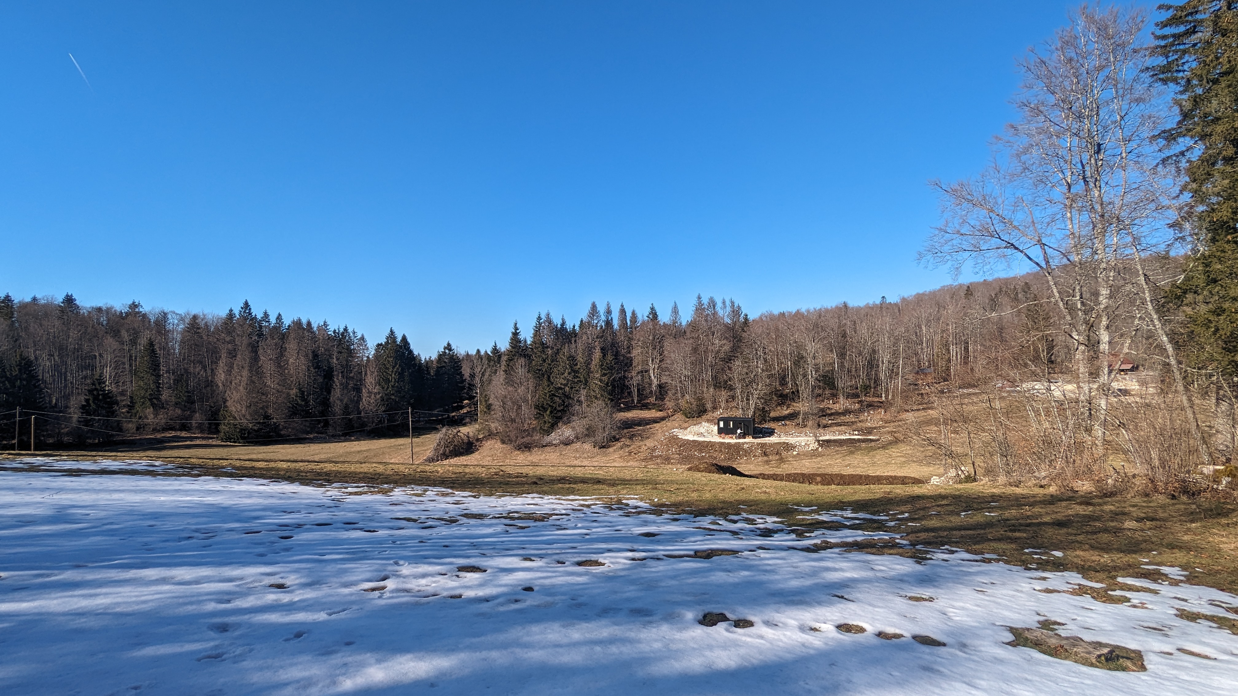 Tiny House L'Alpage — Séjour confortable avec vue panoramique à Jura à Dole — salle de bain