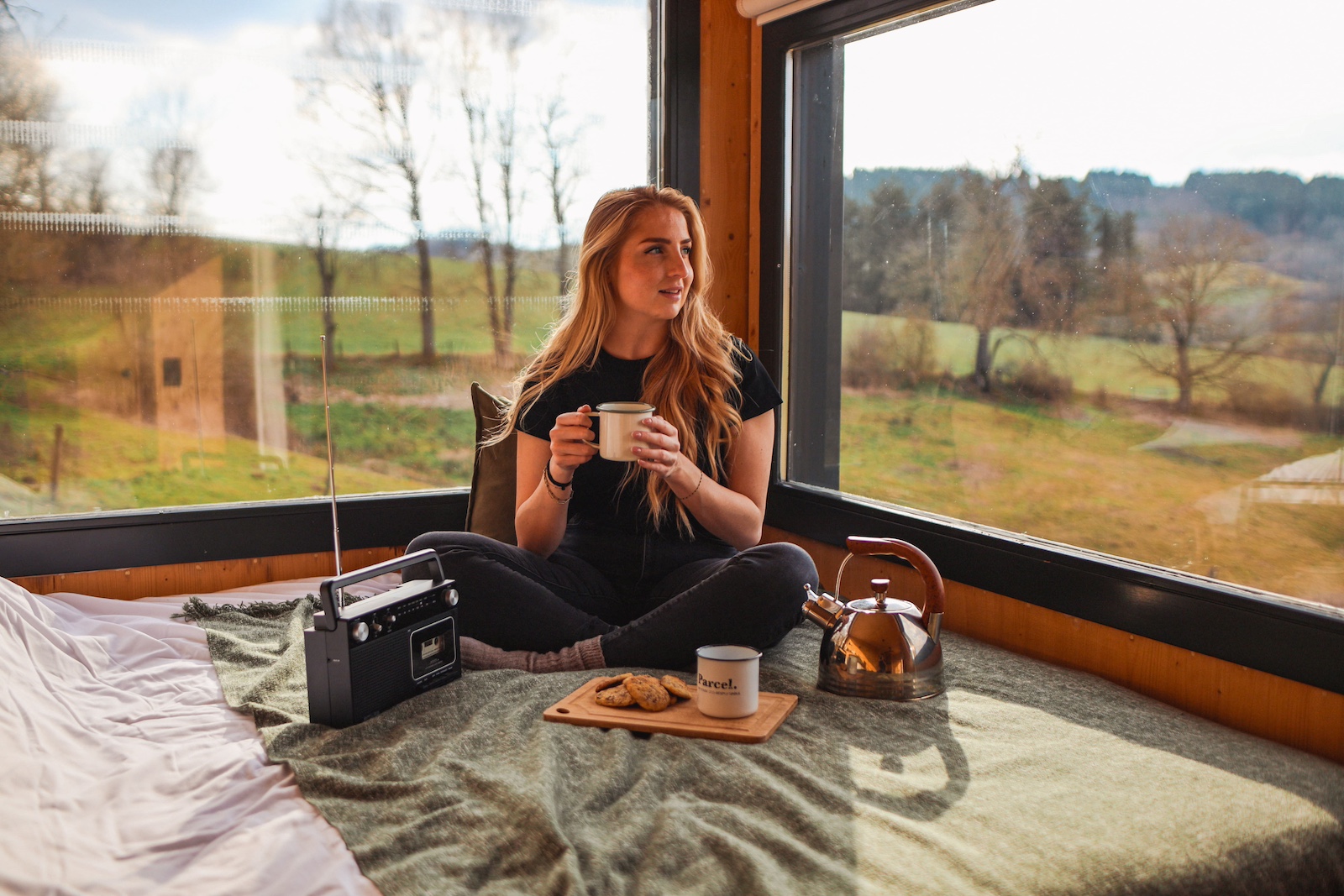 Parcel Tiny House — Séjour panoramique à 1h de Lyon à Saint-Étienne — espace de vie