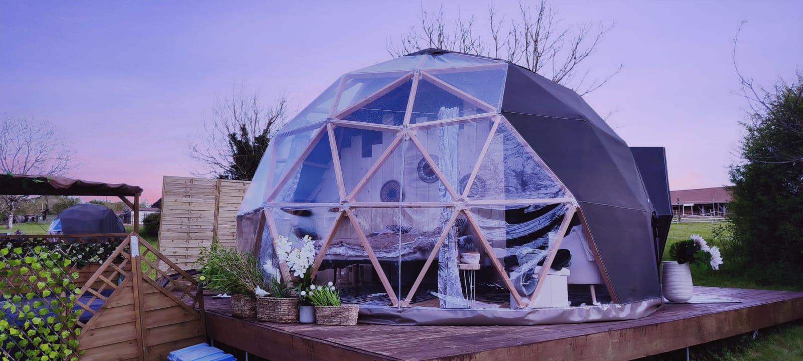 Un dôme enchanteur avec spa au cœur de la Dordogne