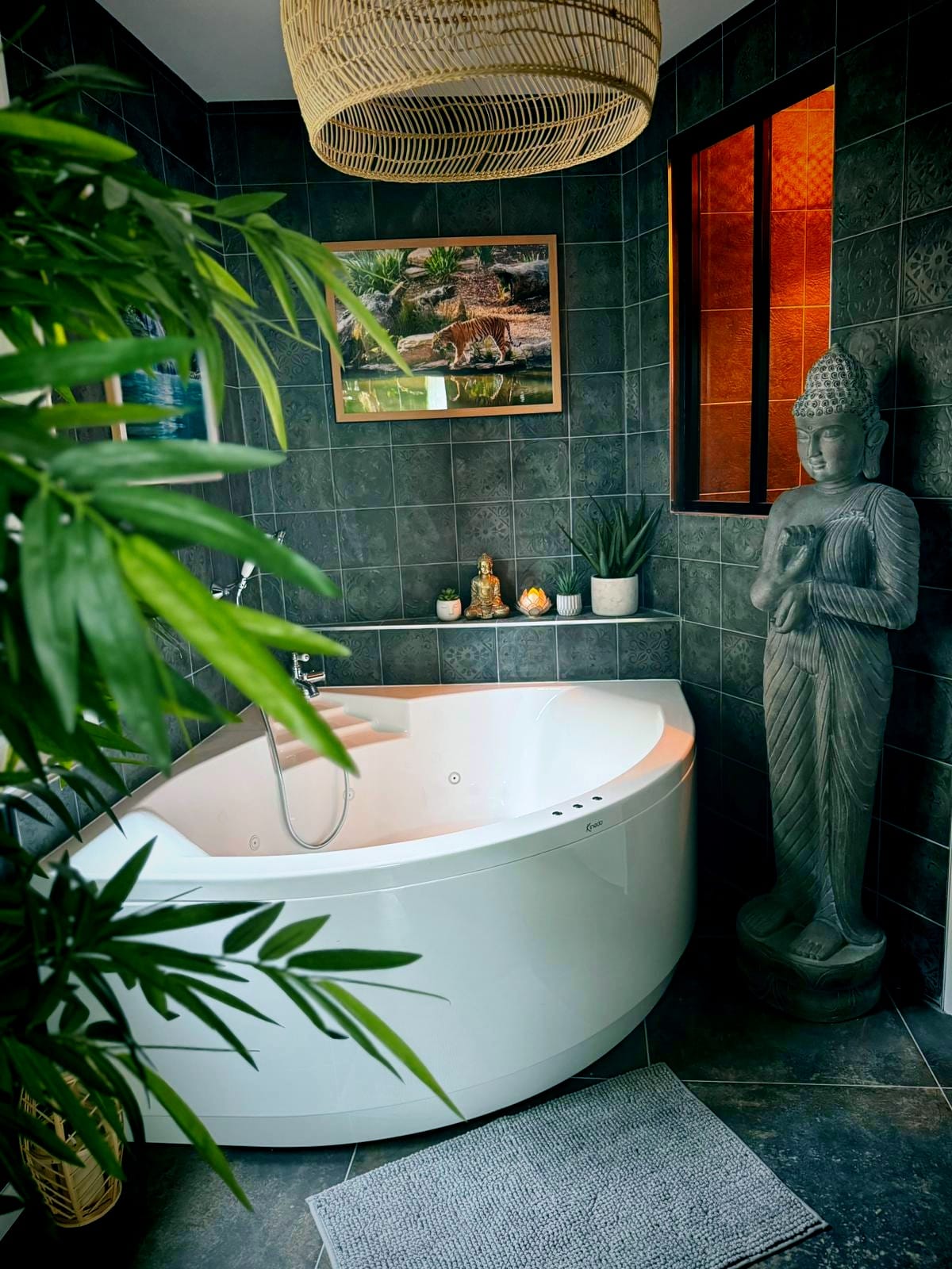 Jungle romantique Spa & Cinéma — Cabane dans les arbres à Amiens à Amiens — vue depuis la terrasse