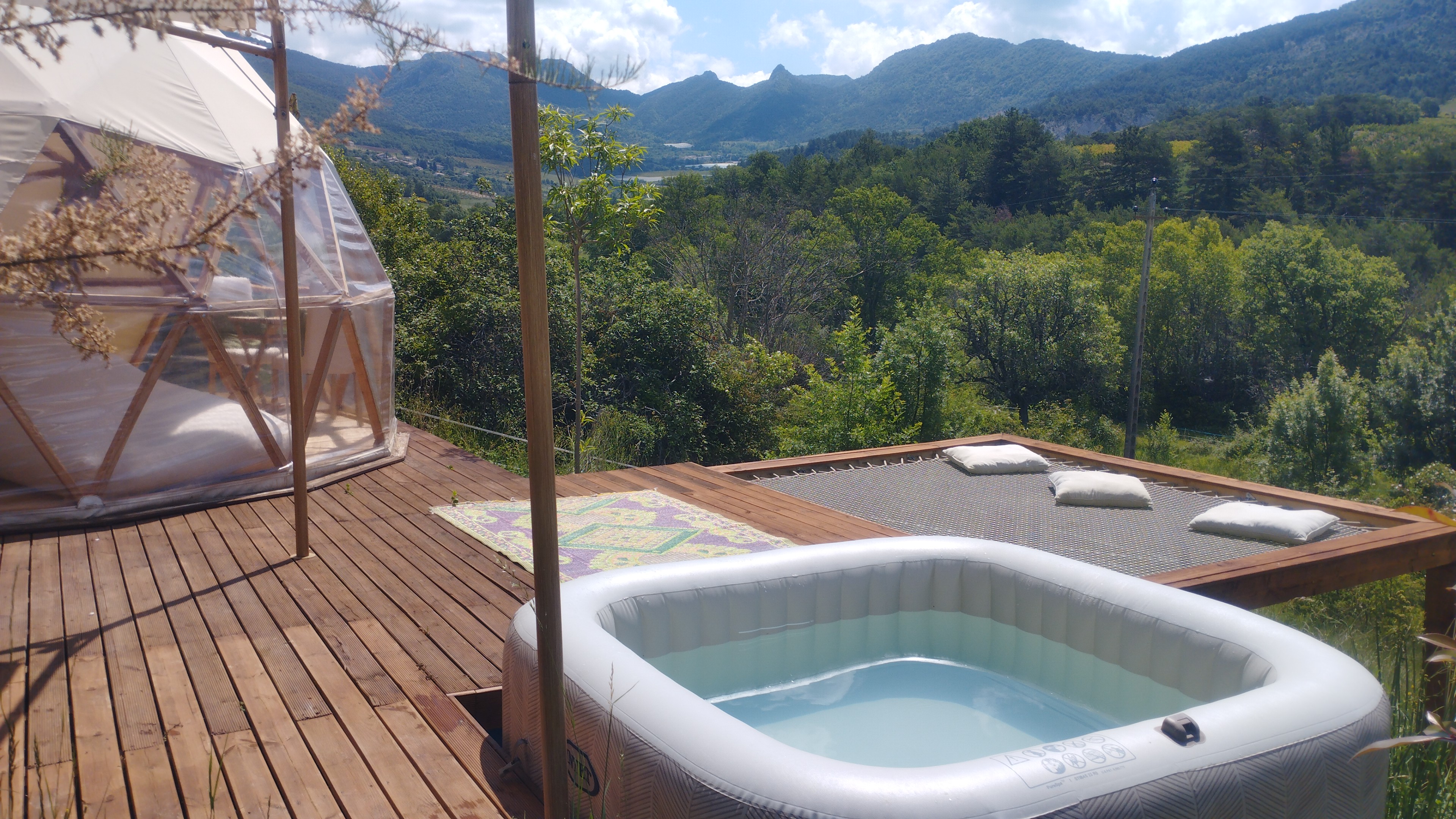 Dôme « Un dôme enchanteur avec spa au cœur de la Drôme provençale » — St Sauveur Gouvernet (Drôme)