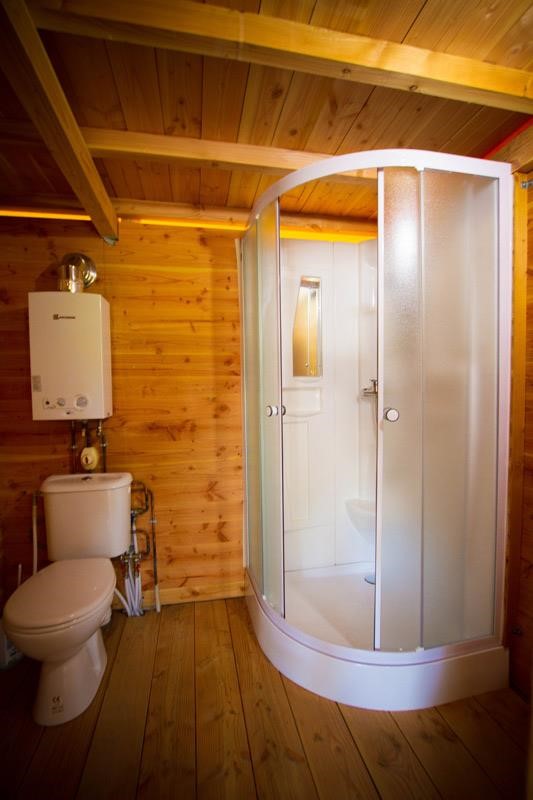 La tente Trappeur — Tente avec spa à Saint-Jean-du-Gard (Gard) à Saint-Jean-du-Gard — environnement naturel