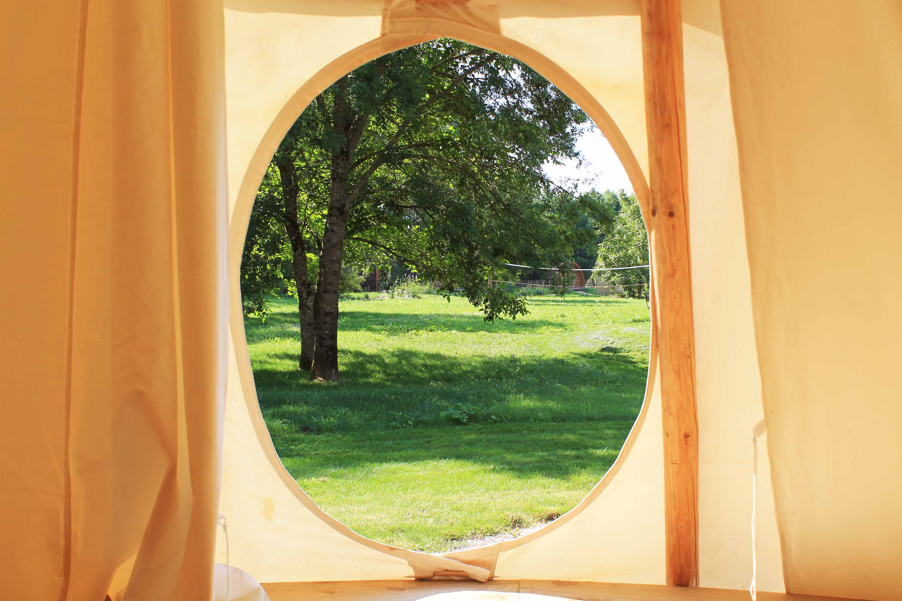 Un tipi indien pour une escapade en pleine nature à Angé — chambre
