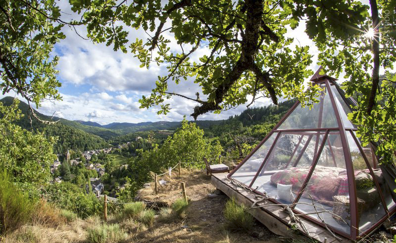 La Pyramide de l'Aigle : une expérience insolite en Lozère à Vebron — vue intérieure
