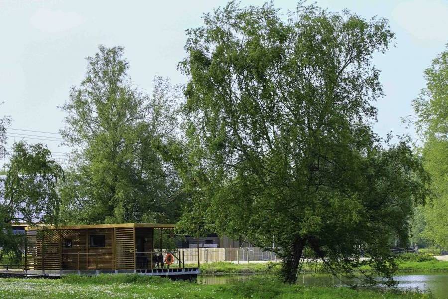 Une escapade insolite sur l'eau en Picardie à Beauchamps — espace de vie