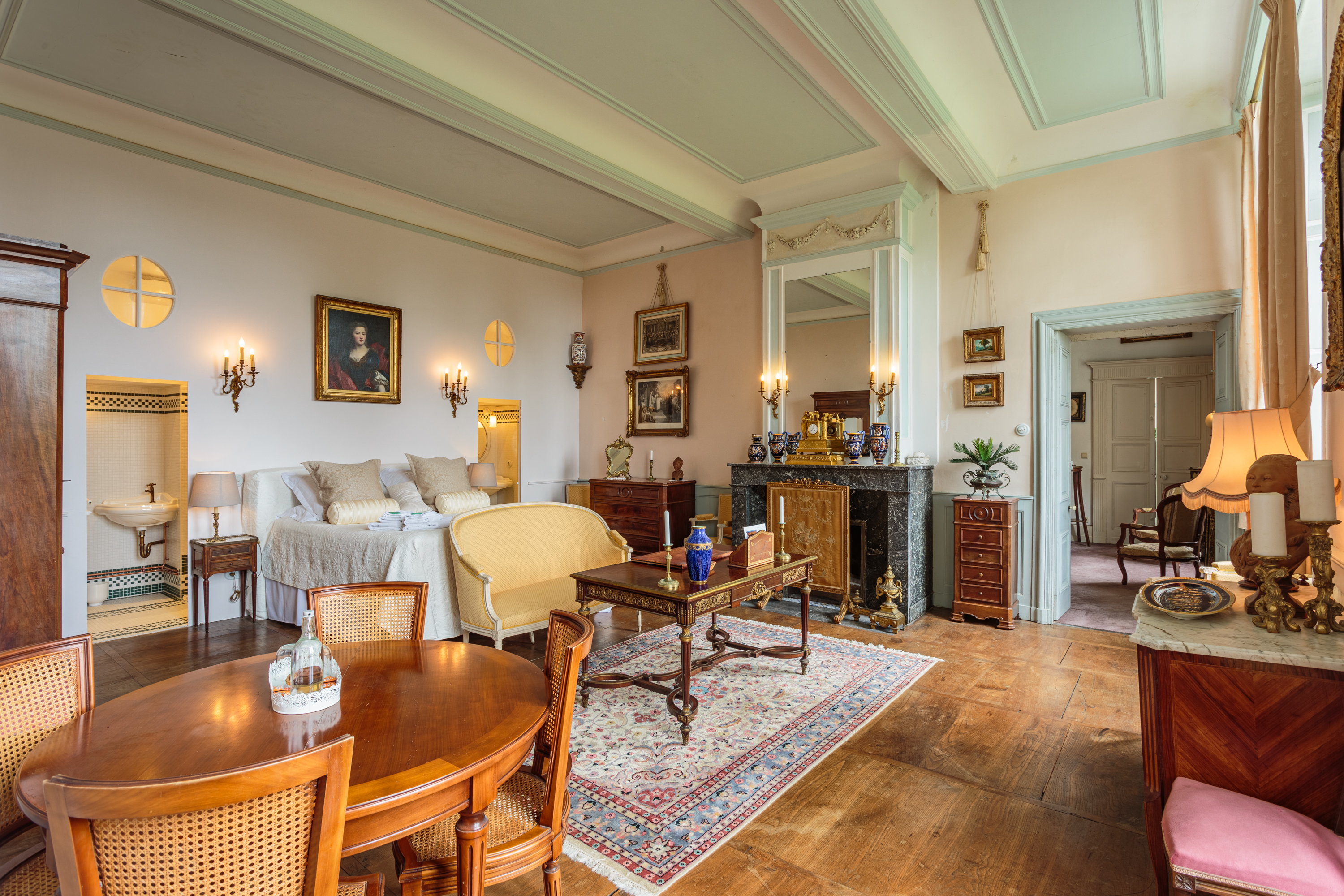 Suite executive Grand Bordeaux — Élégance et spa à Bordeaux (Landes)