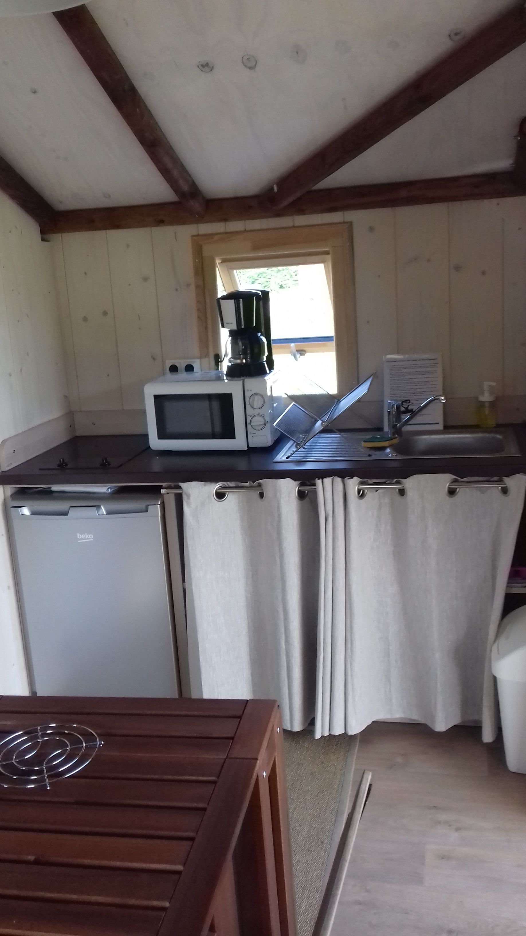 Lodge sur pilotis Africa : une escapade romantique en pleine nature à Mont Près Chambord — chambre