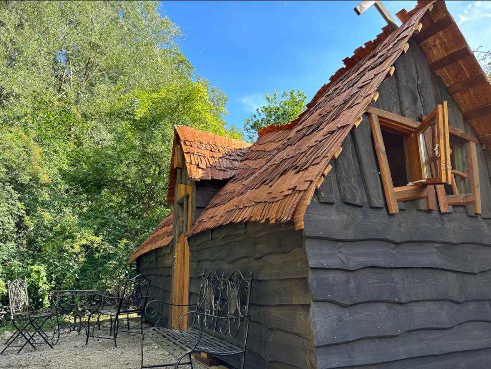 Cabane de contes de fée — Nuit magique avec spa à Côte-d'Or à Dijon — chambre