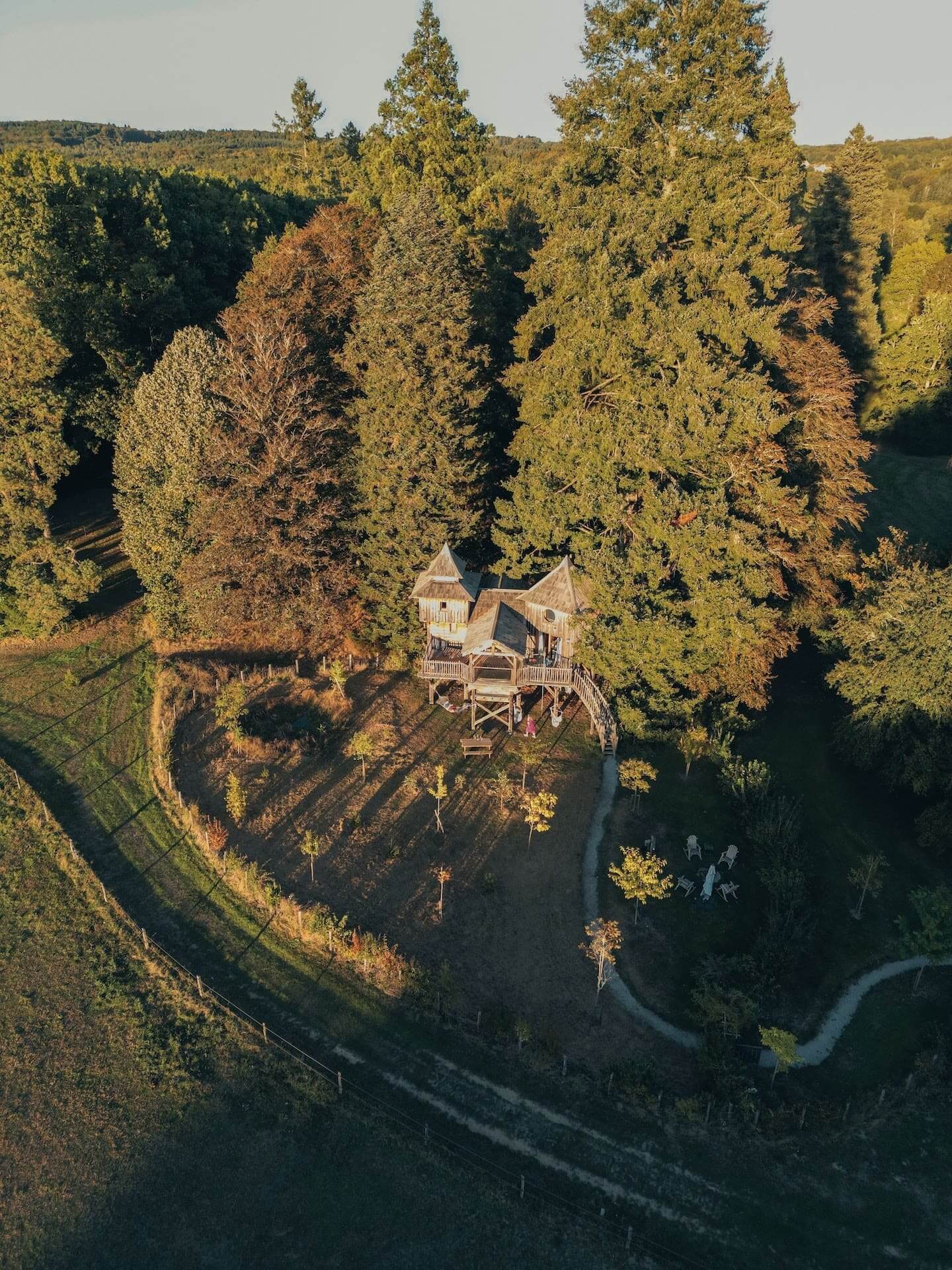 Castél de l'Arbre — Cabane dans les arbres à 4m en Creuse à Chavanat — vue depuis la terrasse