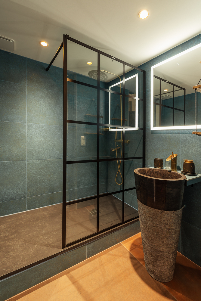 Chambre deluxe Ania au Manoir de Laroque Delprat : une expérience immersive en Midi-Pyrénées à Autoire — chambre