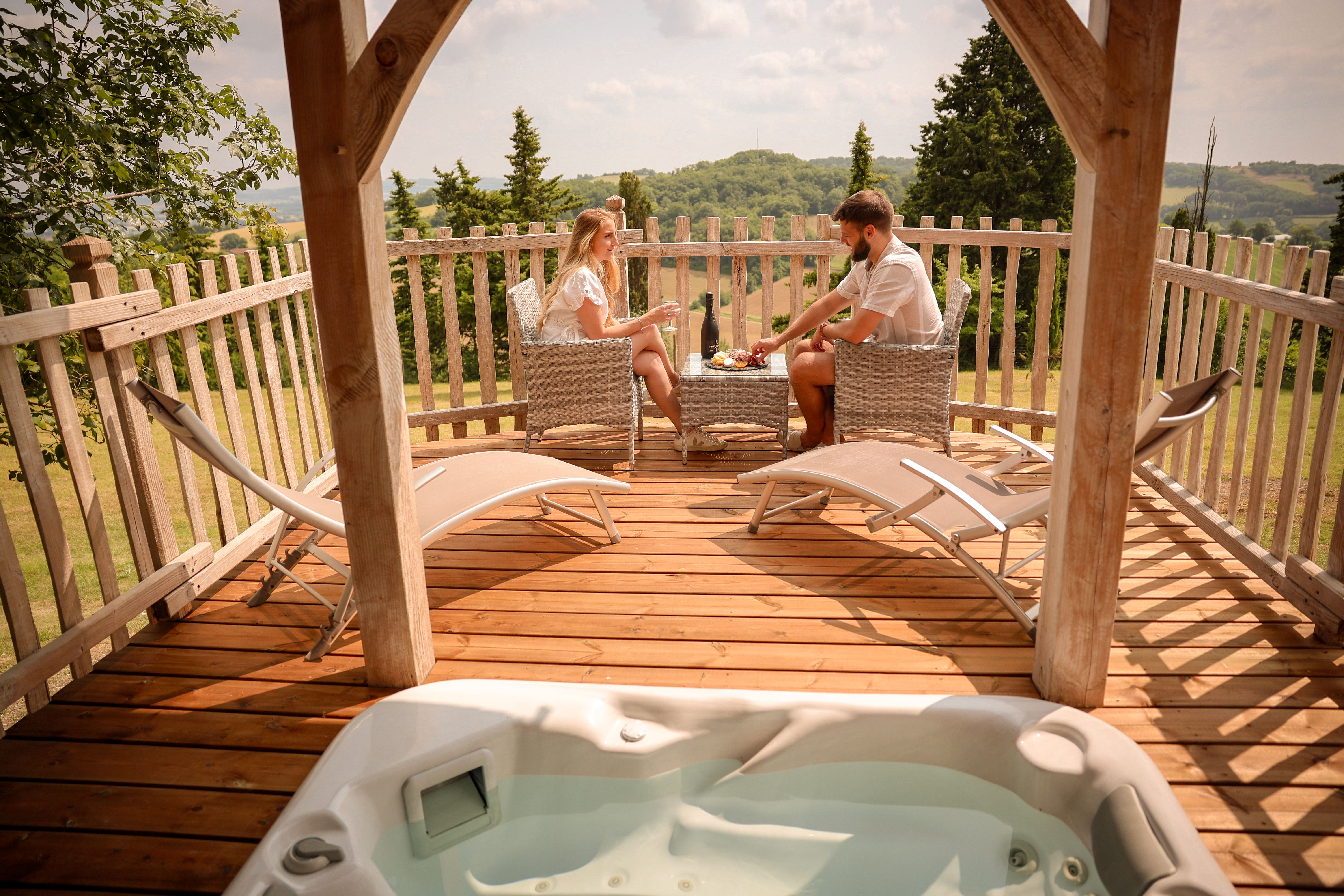 Cabane Spa des Daims : une évasion suspendue en Aquitaine