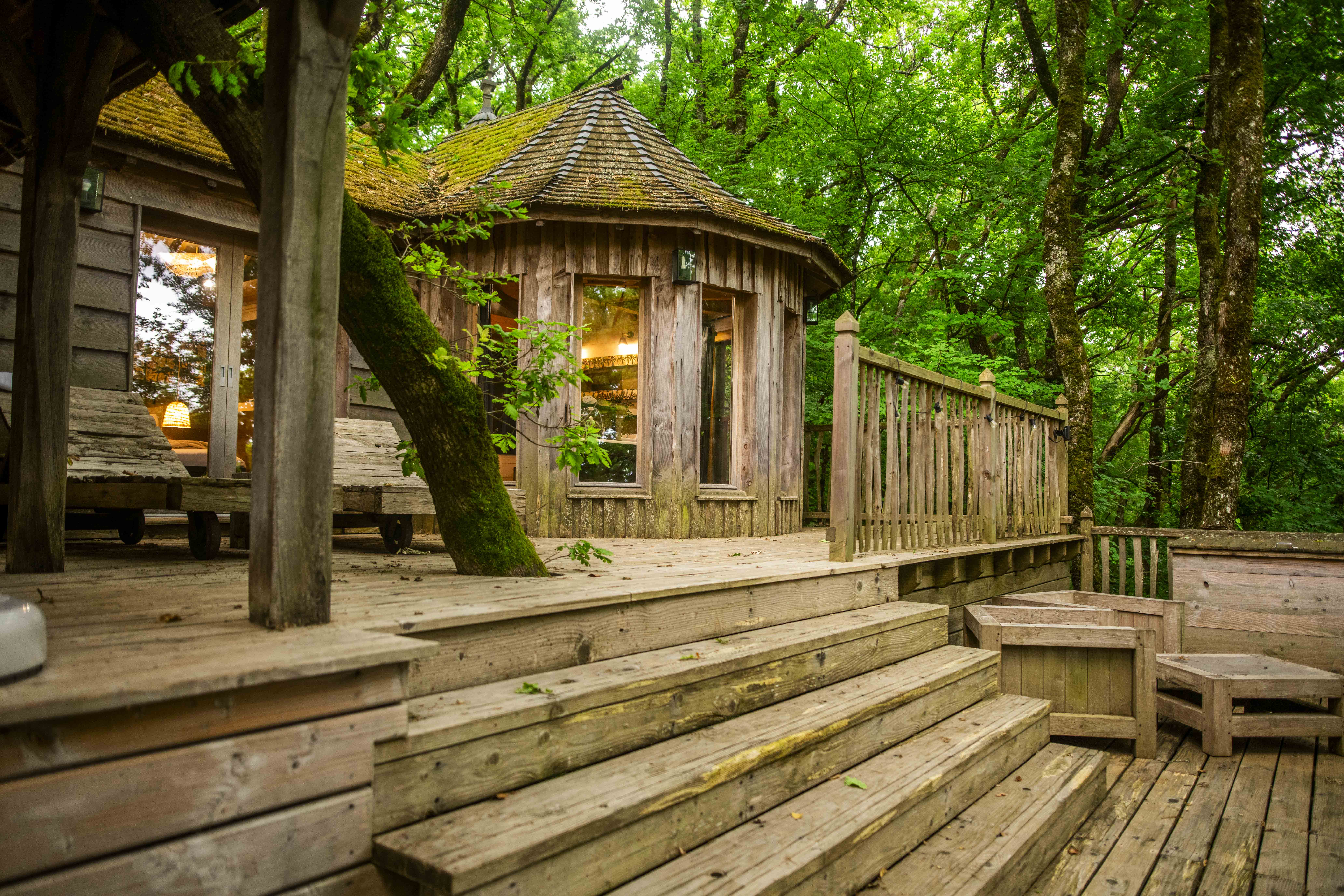 Cabane Château Puybeton & Spa : une expérience unique en Aquitaine à Beaumontois En Perigord — espace de vie