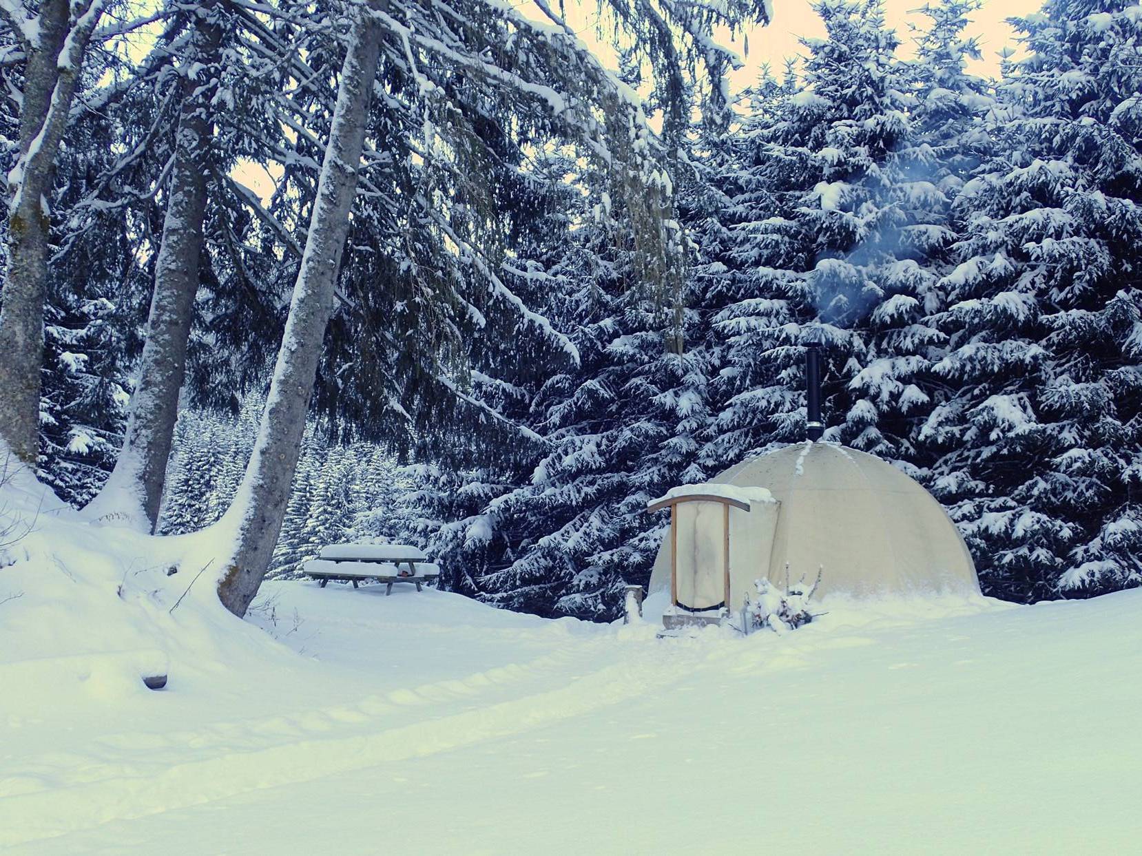 Lodge Wapi : une expérience immersive en pleine nature — Tente à Mont-Saxonnex