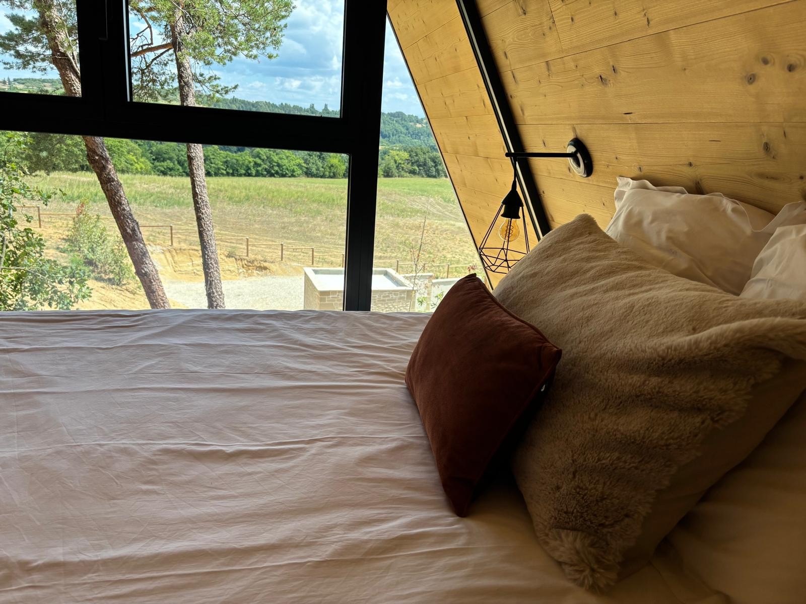 Chalet VercoréA — Cabane avec spa privatif à Drôme des Collines à Saint-Christophe-et-le-Laris — détail architectural
