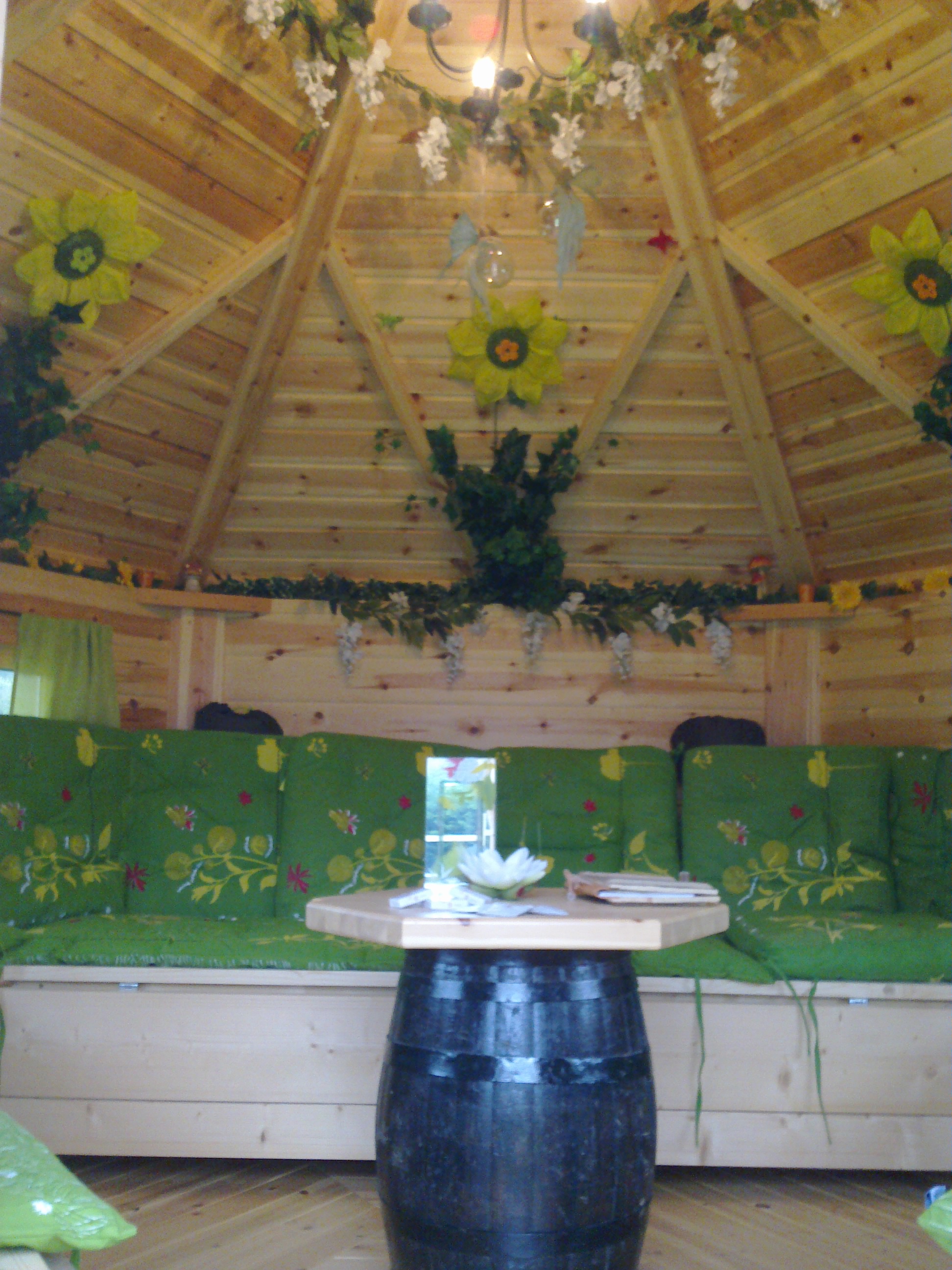 Cabane des Elfes — Séjour féerique avec spa à Manche à Bolleville — espace de vie