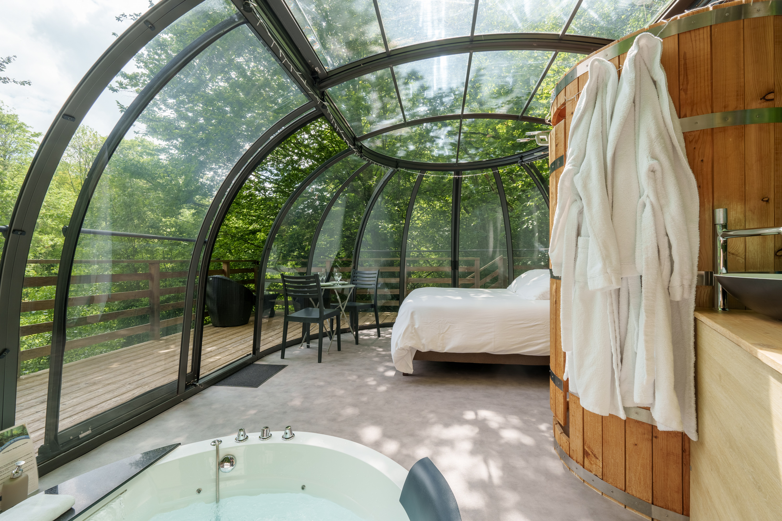 Dôme Stella & Spa — Nuit perchée à 2m en Haute-Marne à Marnay-Sur-Marne — cuisine