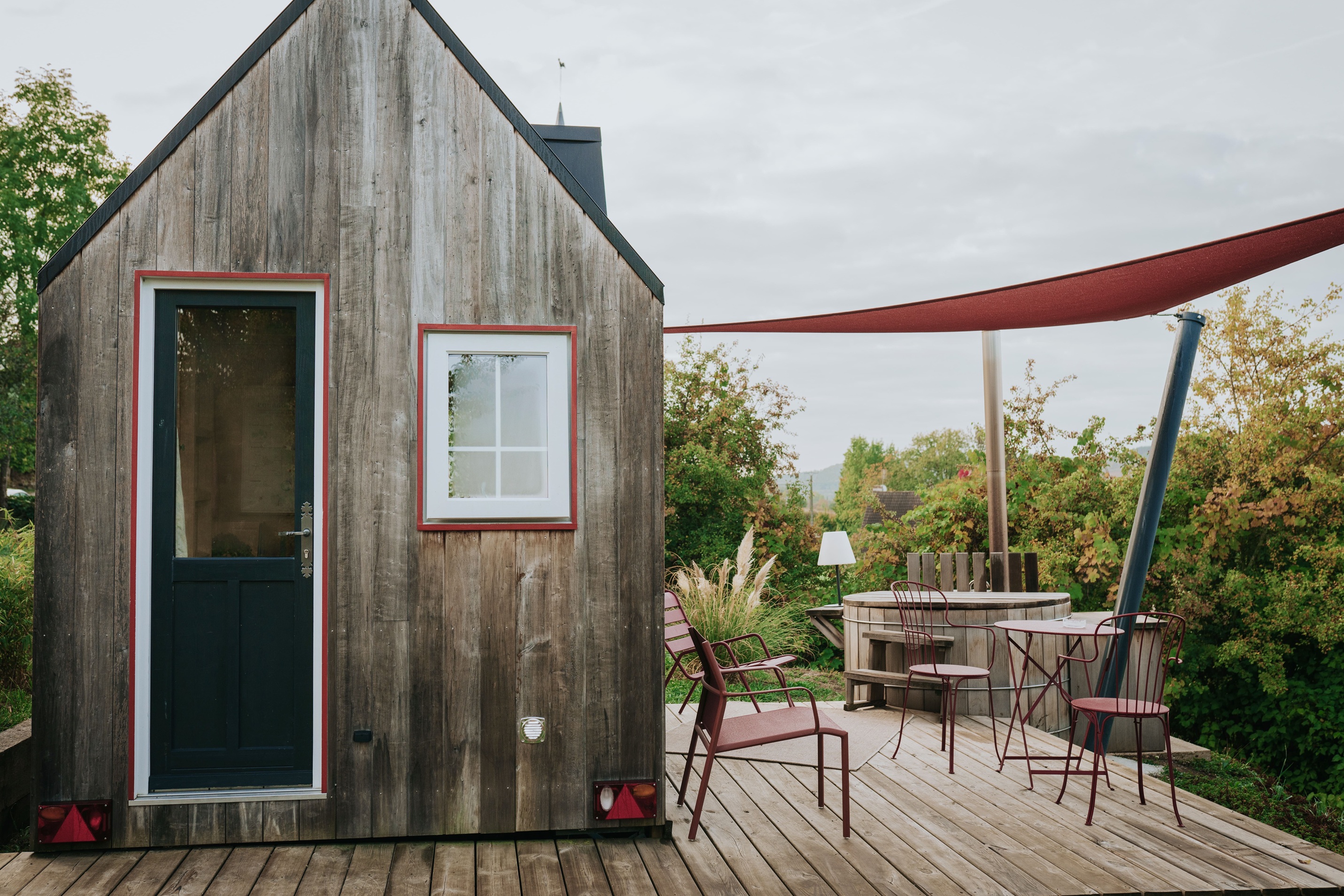 Cabotte Rouge & Spa — Tiny House cosy à Saône-et-Loire à Genouilly — vue intérieure