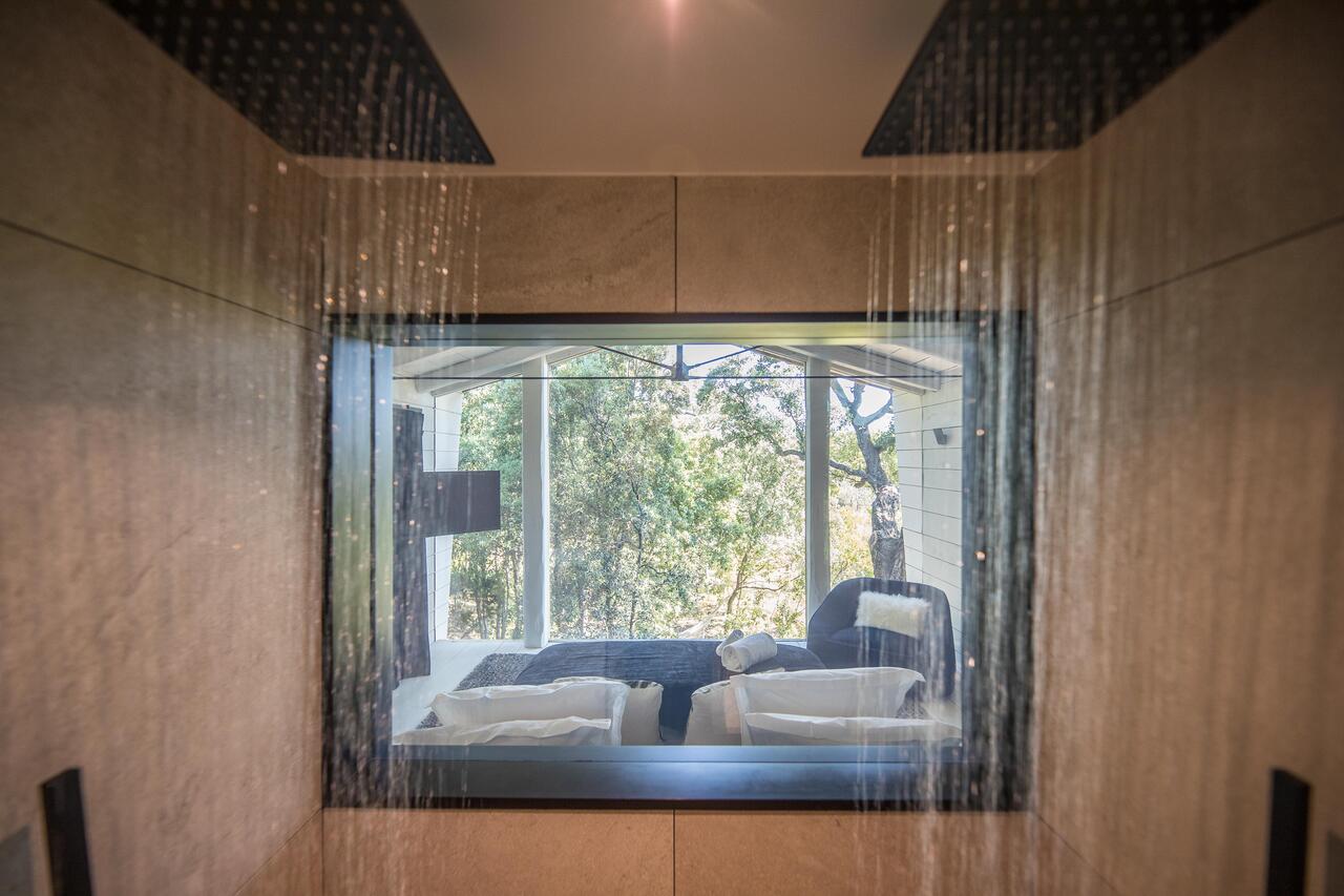 Orion, Cabane Casanghjulina — Cabane dans les arbres avec spa en Corse à Azilone-Ampaza — vue depuis la terrasse
