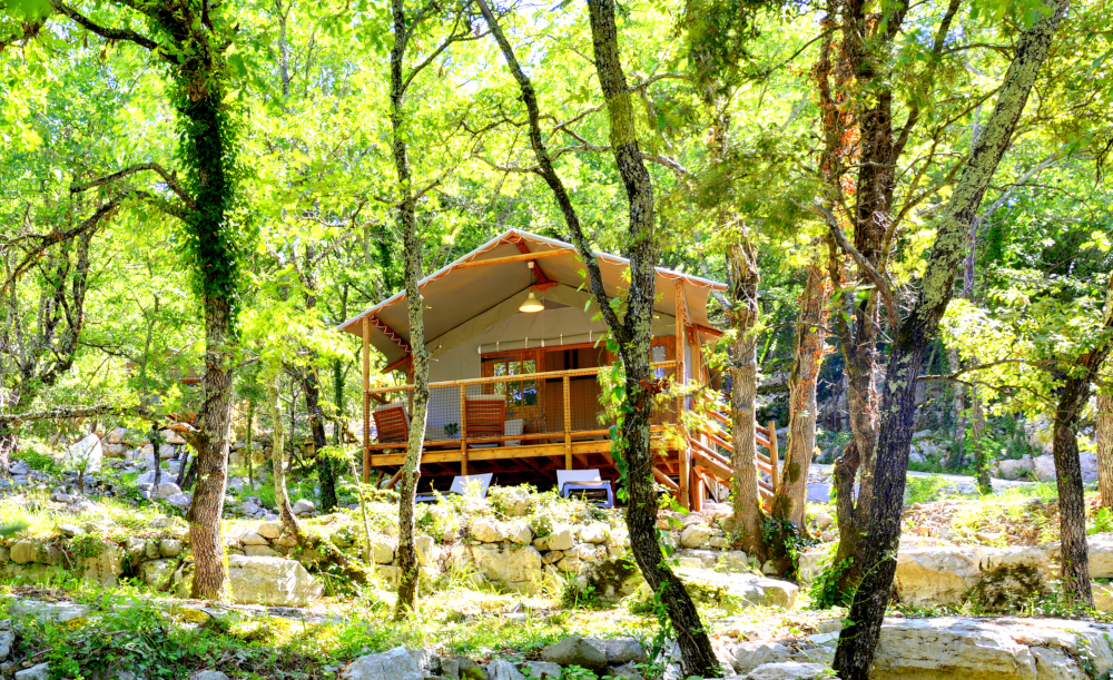 Le Cade : un ecolodge enchanteur au cœur de la nature
