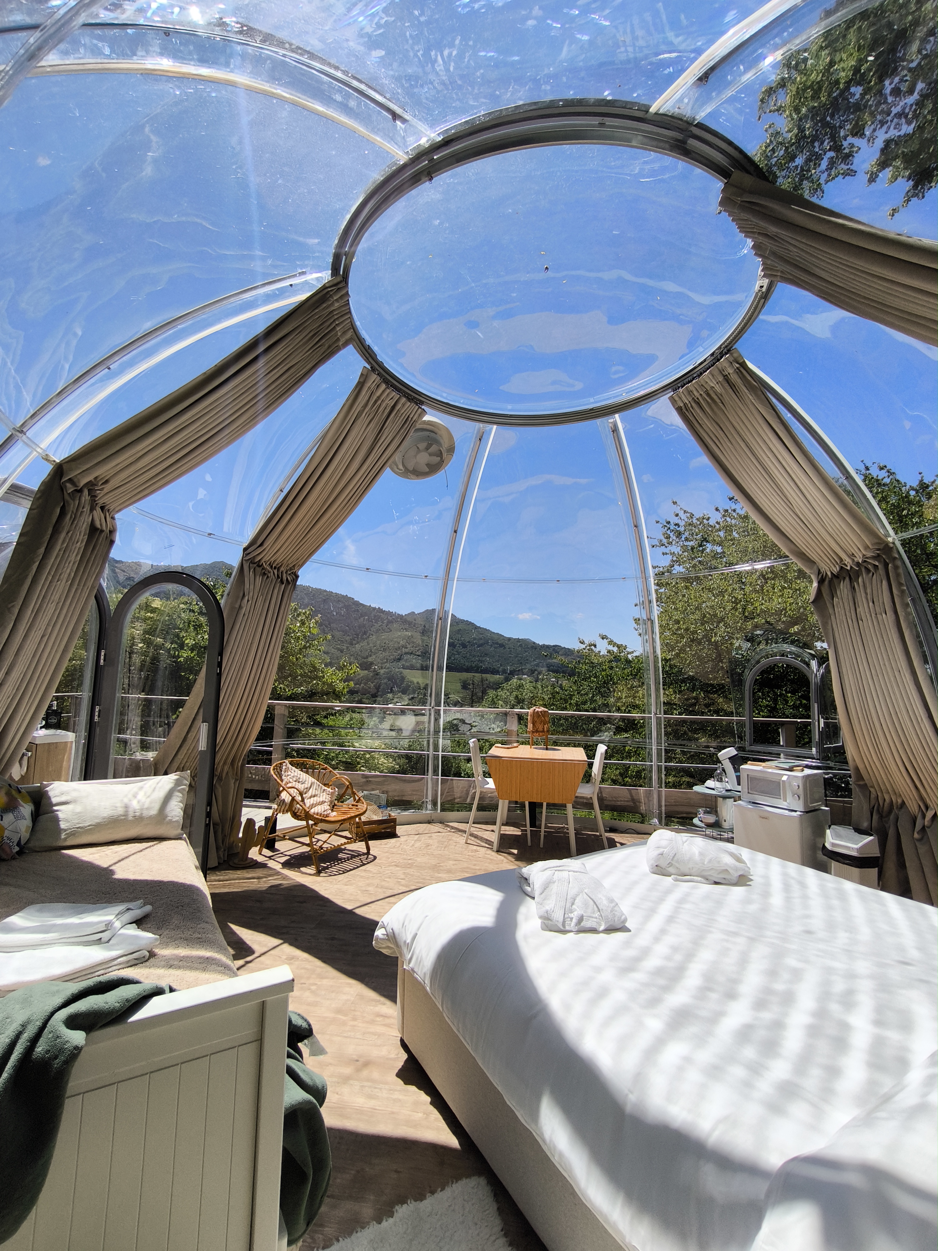 La Big'Bulle Transparente : une expérience immersive sous les étoiles à Gerde — espace de vie