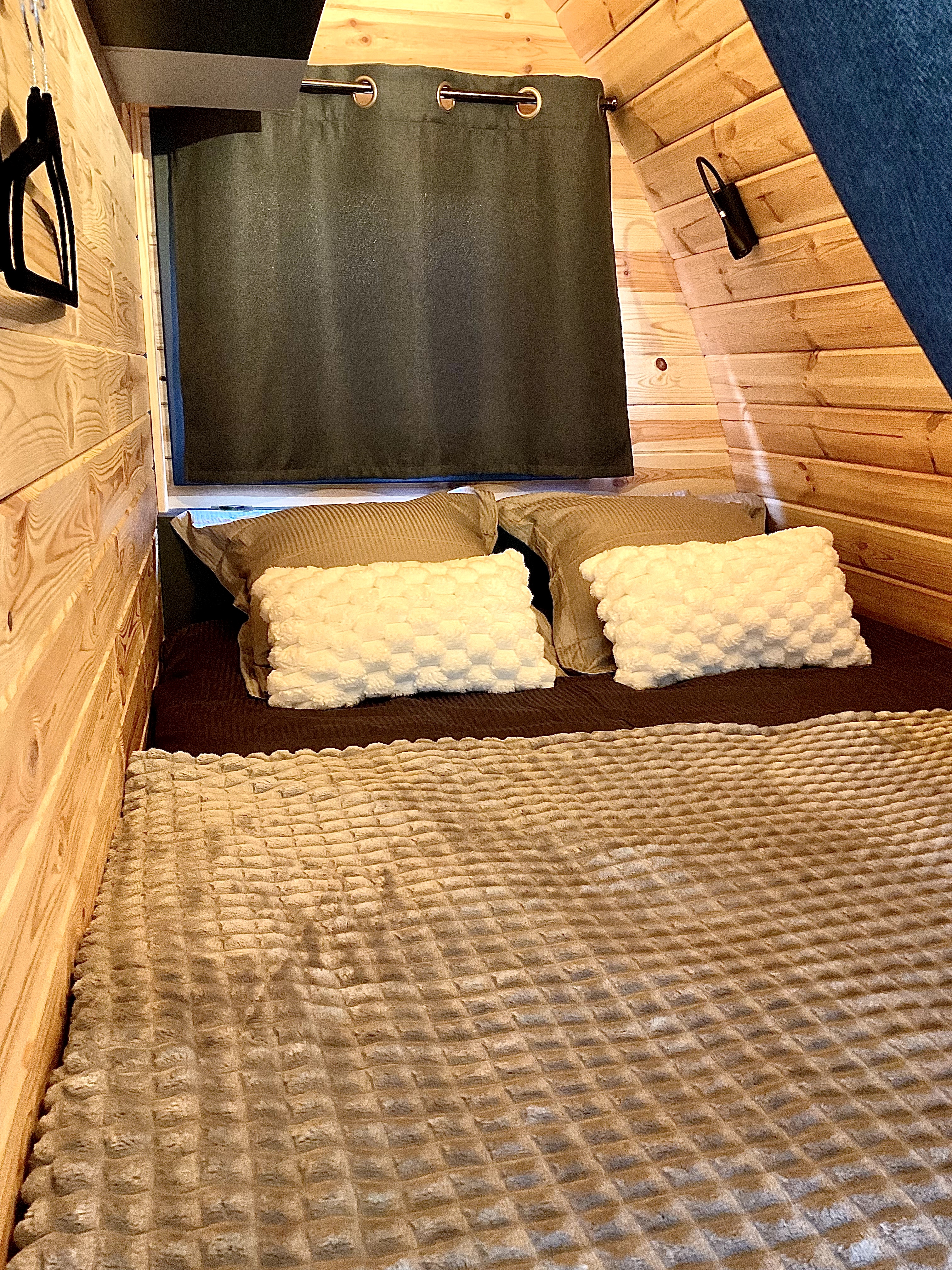 A l’ombre des pods « Le Chardonnay & Spa » — Pod avec spa à Carcassonne à Carcassonne — chambre