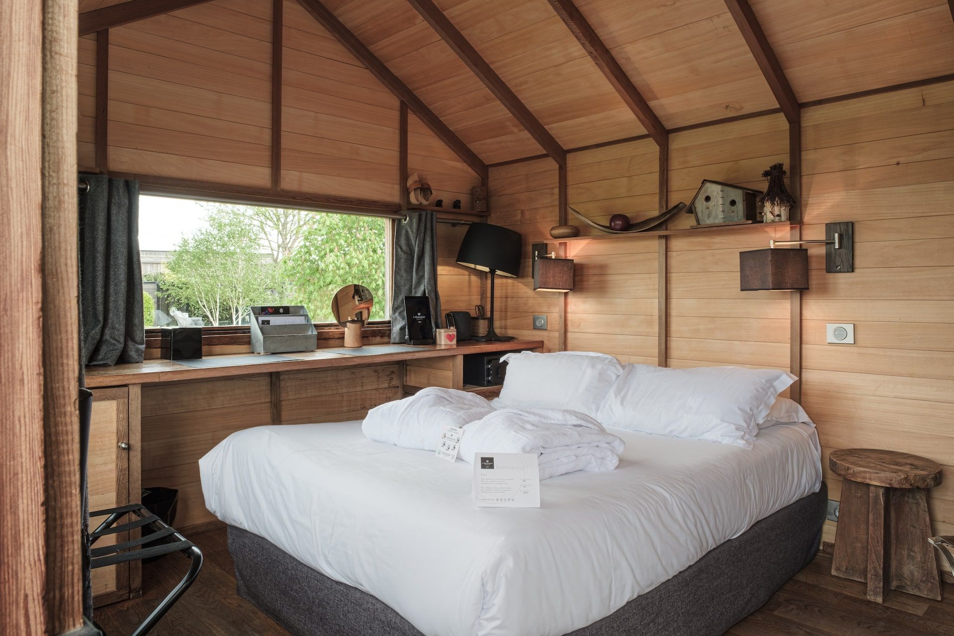 Le Cabanon Spa : une évasion romantique en Bourgogne à Jouey — espace de vie