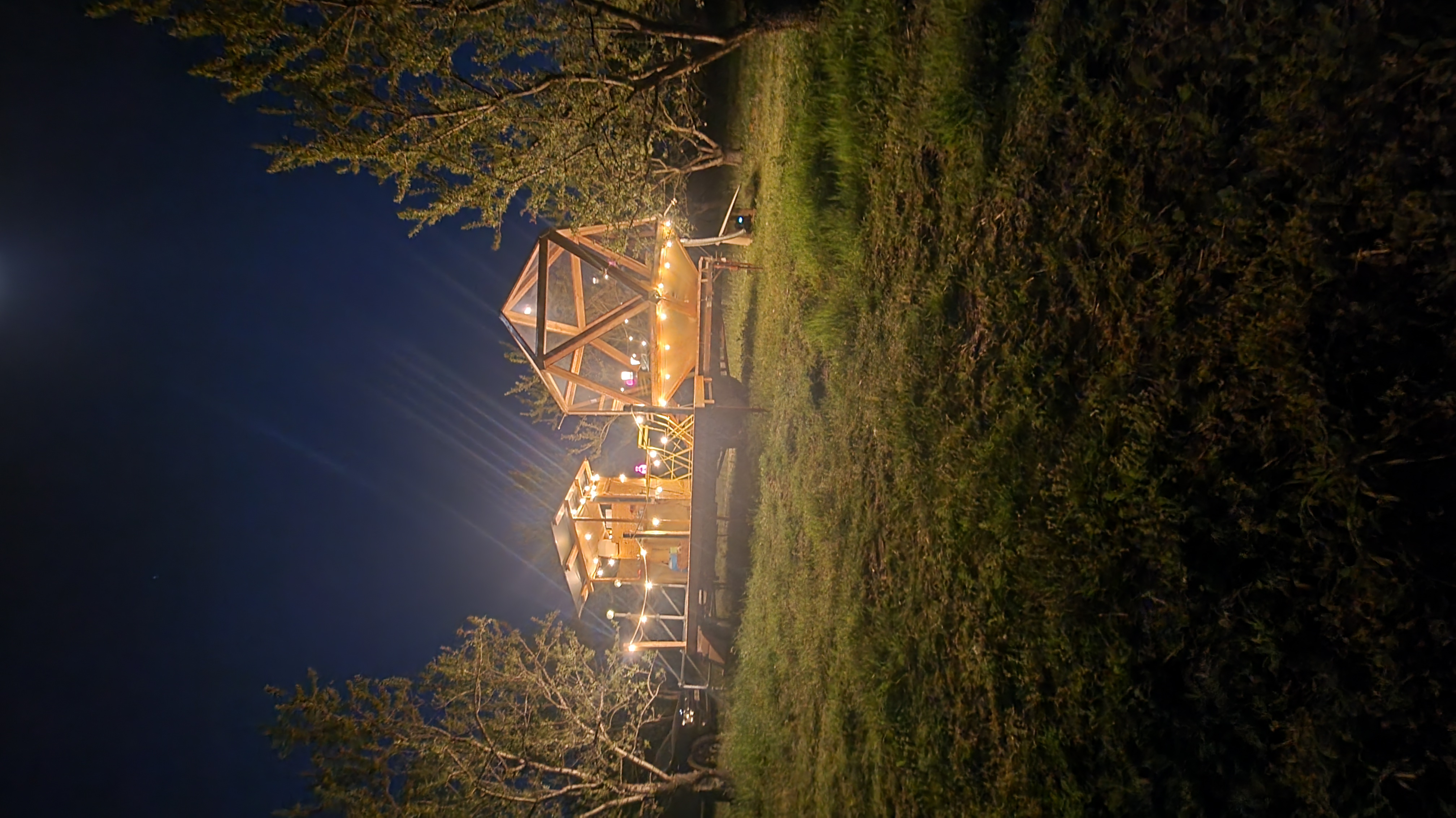 La bulle Ico : un dôme enchanteur en Provence à Valensole — détail architectural