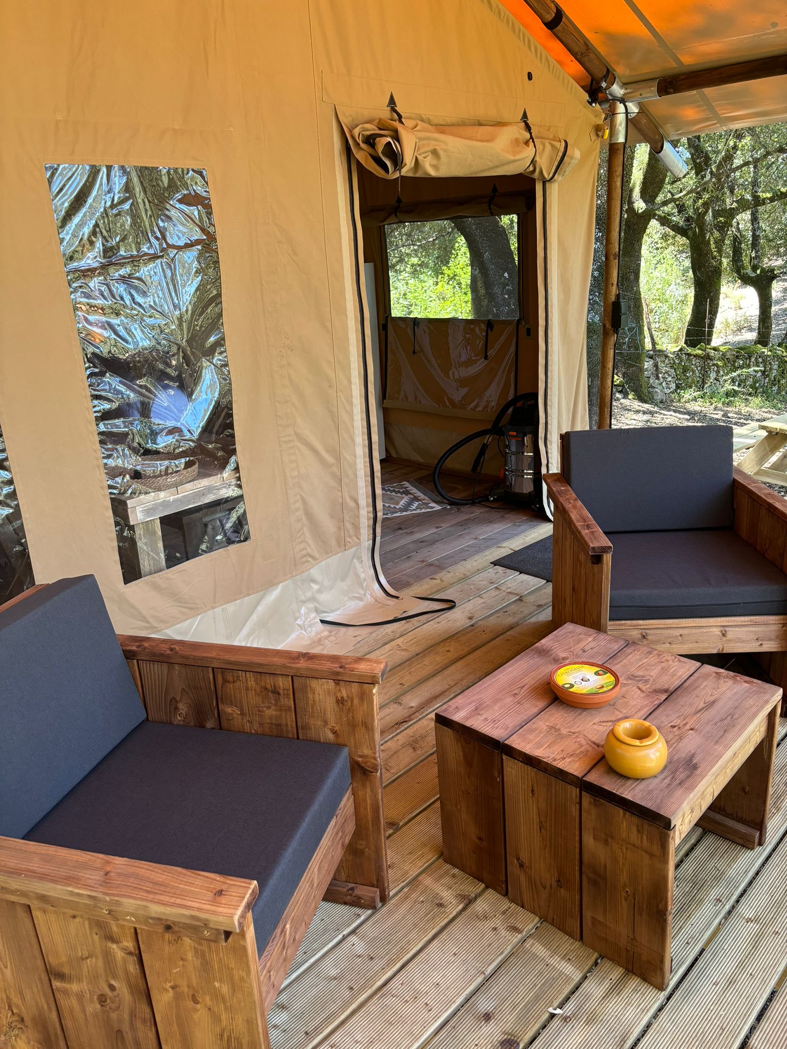 CHIOSA — Tente avec vue imprenable à Olivese en Corse-du-Sud à Olivese — environnement naturel