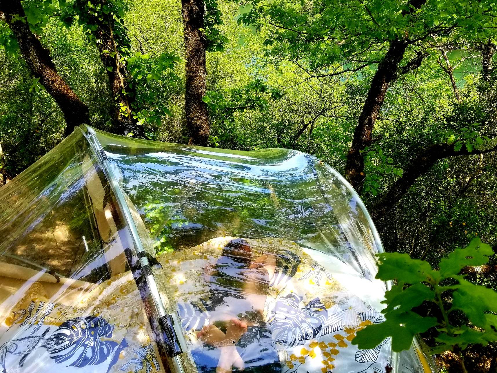 Cybèle — Bulle perchée avec vue rivière à Aveyron à Soulié du Tarn — détail architectural