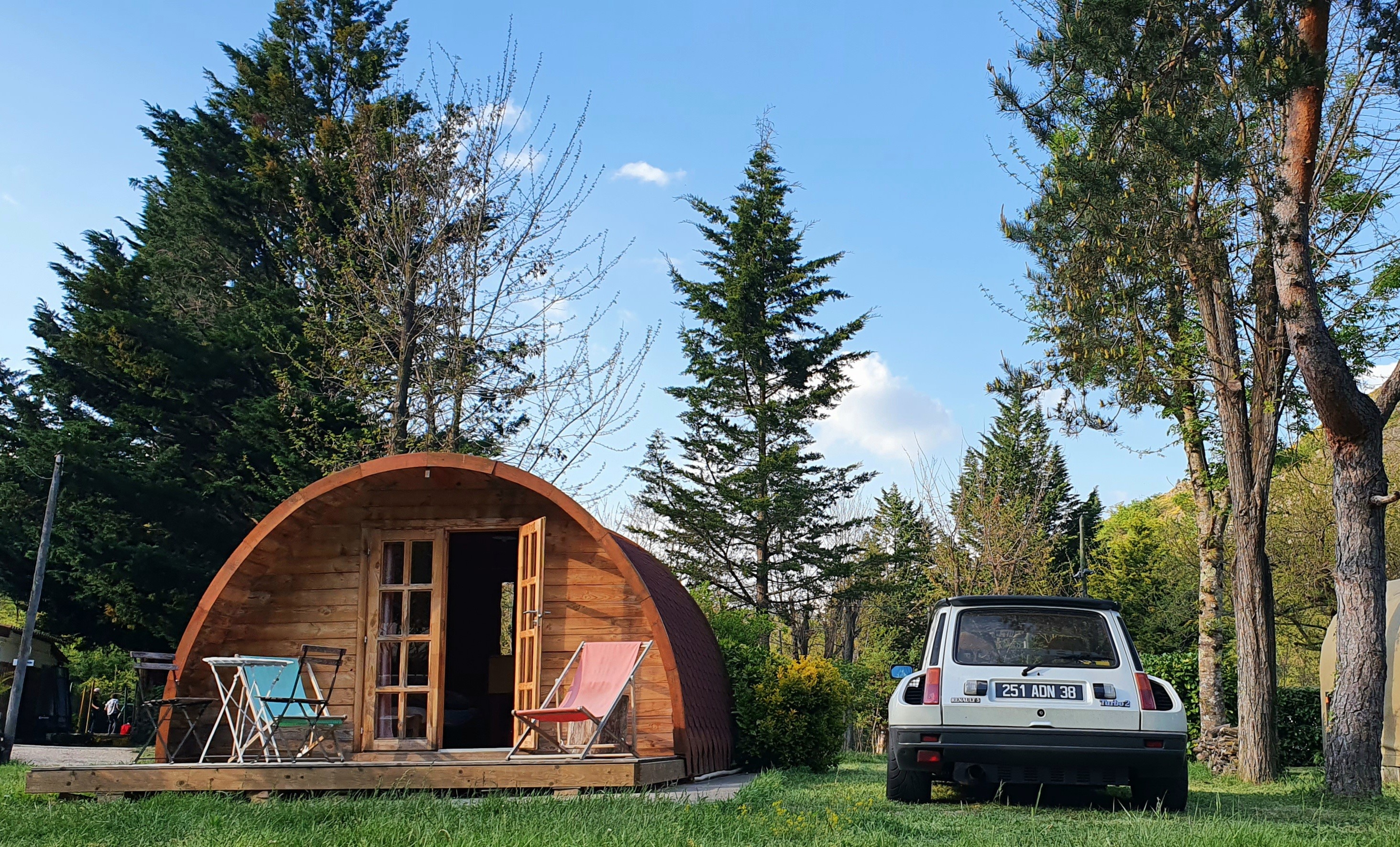 Un pod douillet pour une escapade en pleine nature à Arlebosc — vue intérieure