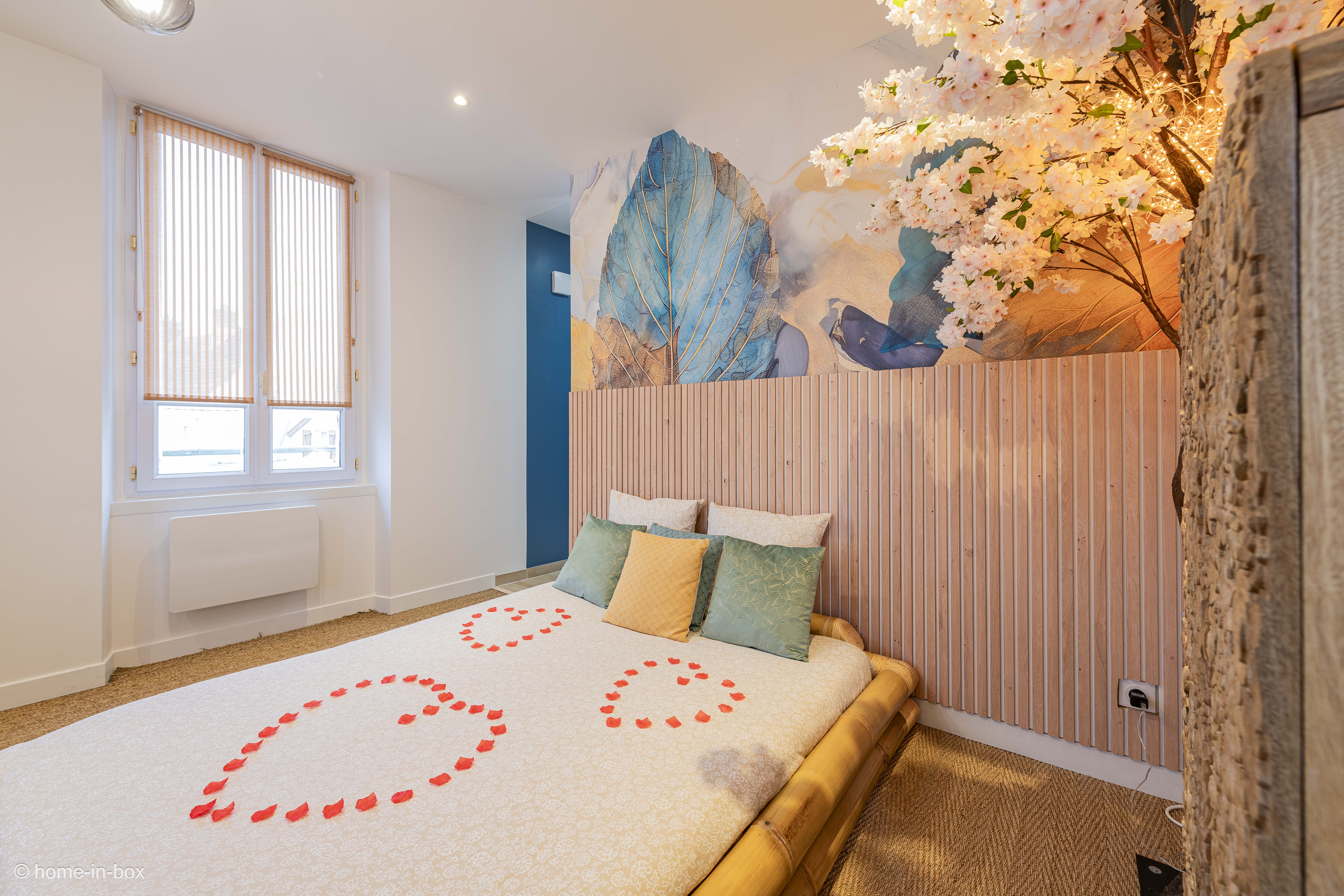 Suite Asie avec Jacuzzi — Escapade romantique à 15min de Disney à Serris — chambre