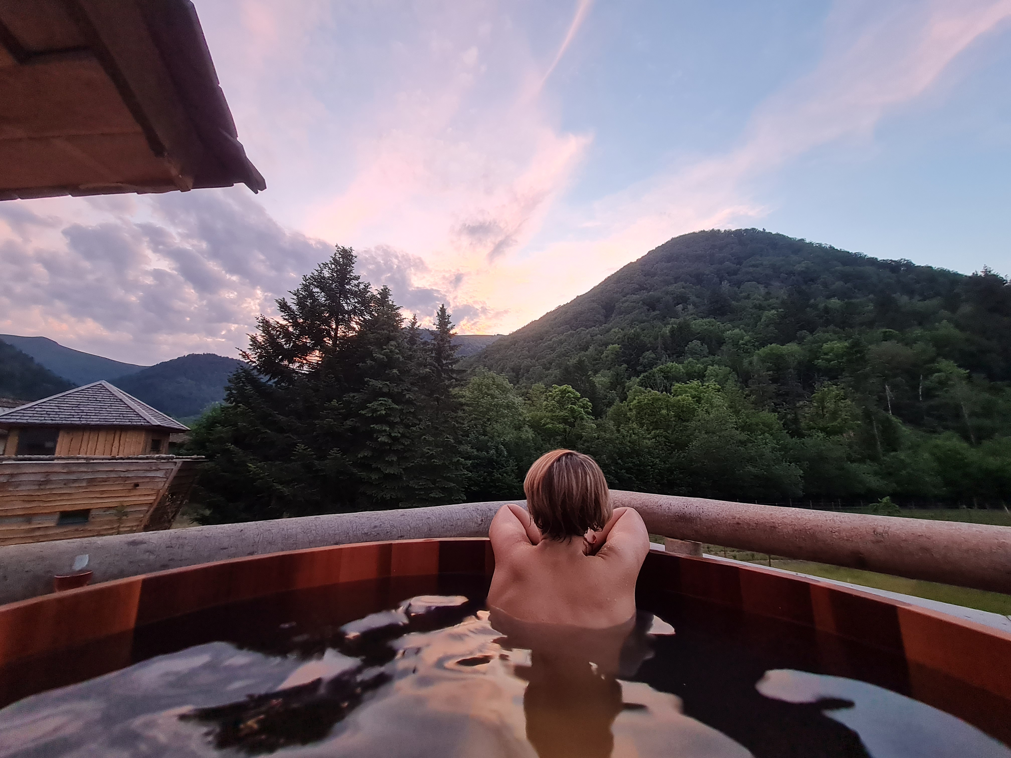 La Cabane du Vigneron & Spa : une échappée en Alsace à Mittlach — vue intérieure