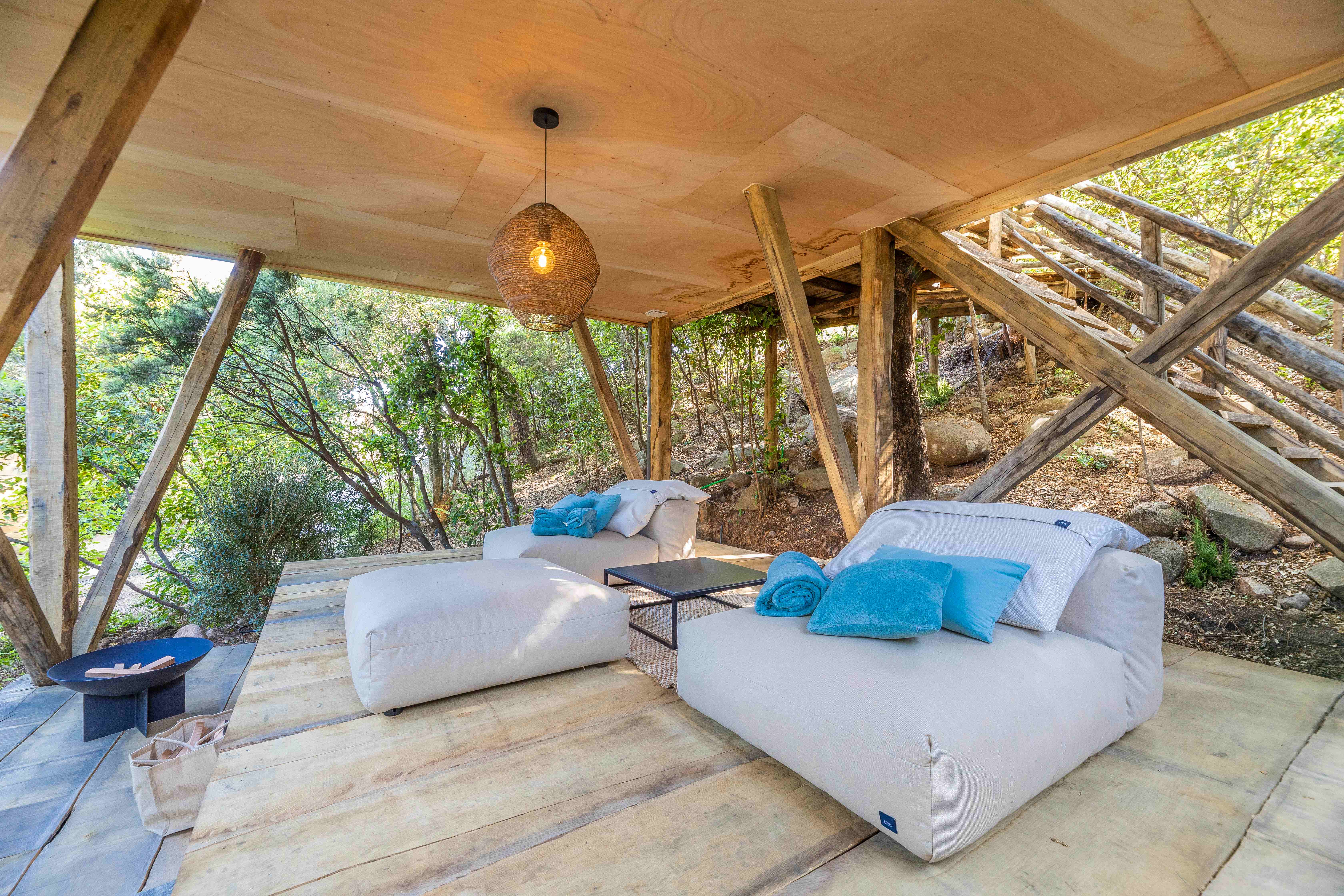 Hydra — Cabane avec spa à Casanghjulina en Corse à Porto-Vecchio — environnement naturel