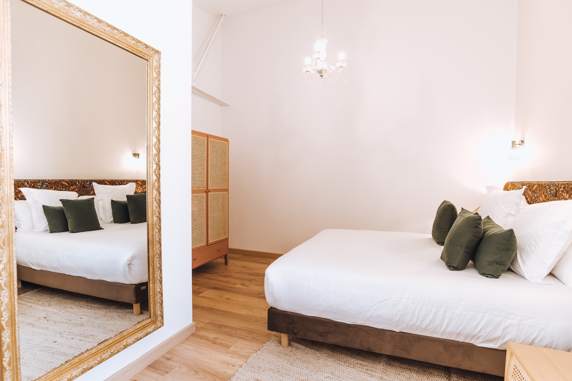 Chez Le Jardinier : une évasion sensorielle en Languedoc-Roussillon à Pezenas — salle de bain