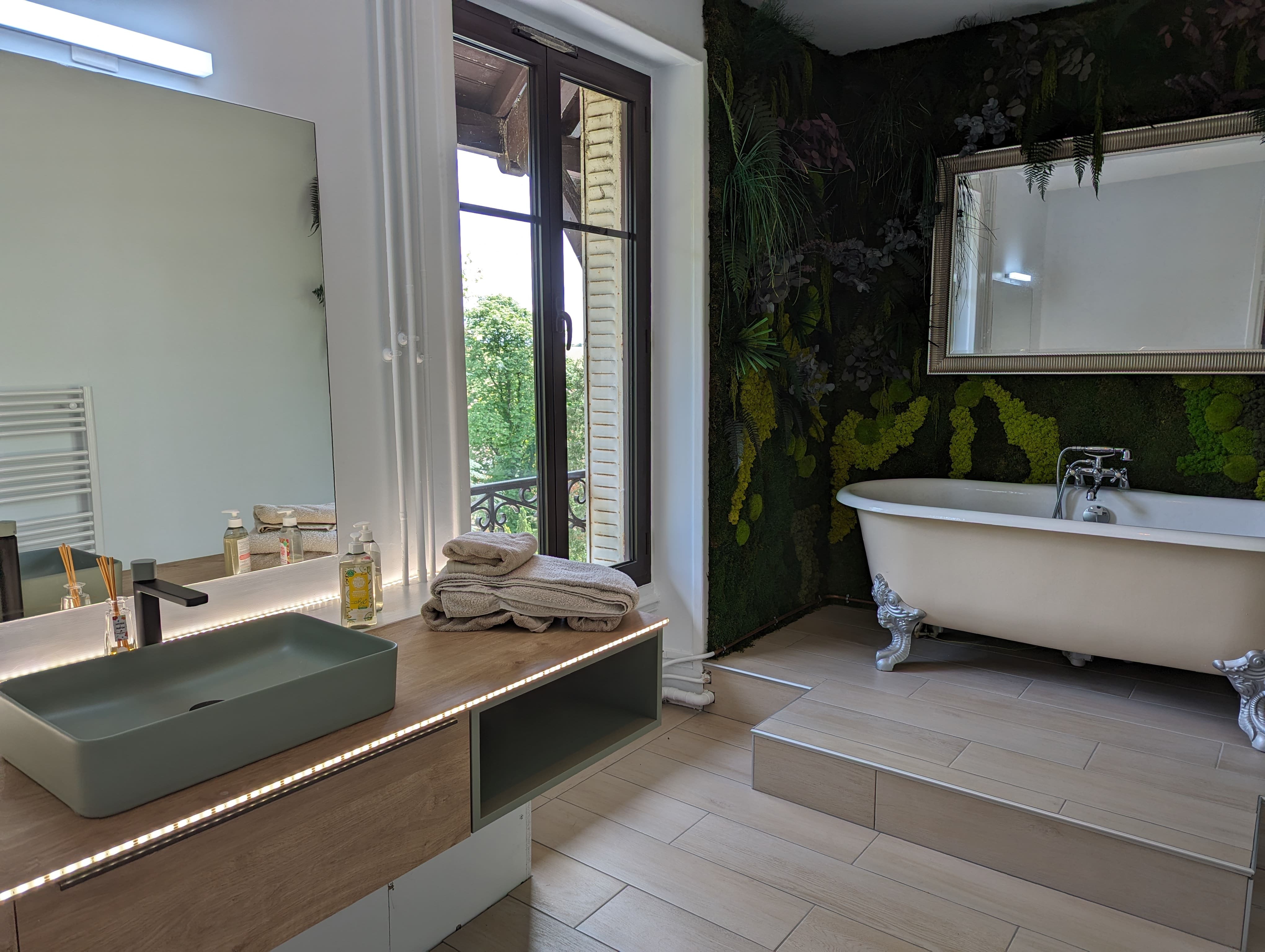 Chambre "Rêve de Colibri" — Séjour romantique avec spa à Puy-de-Dôme à Orcines — cuisine