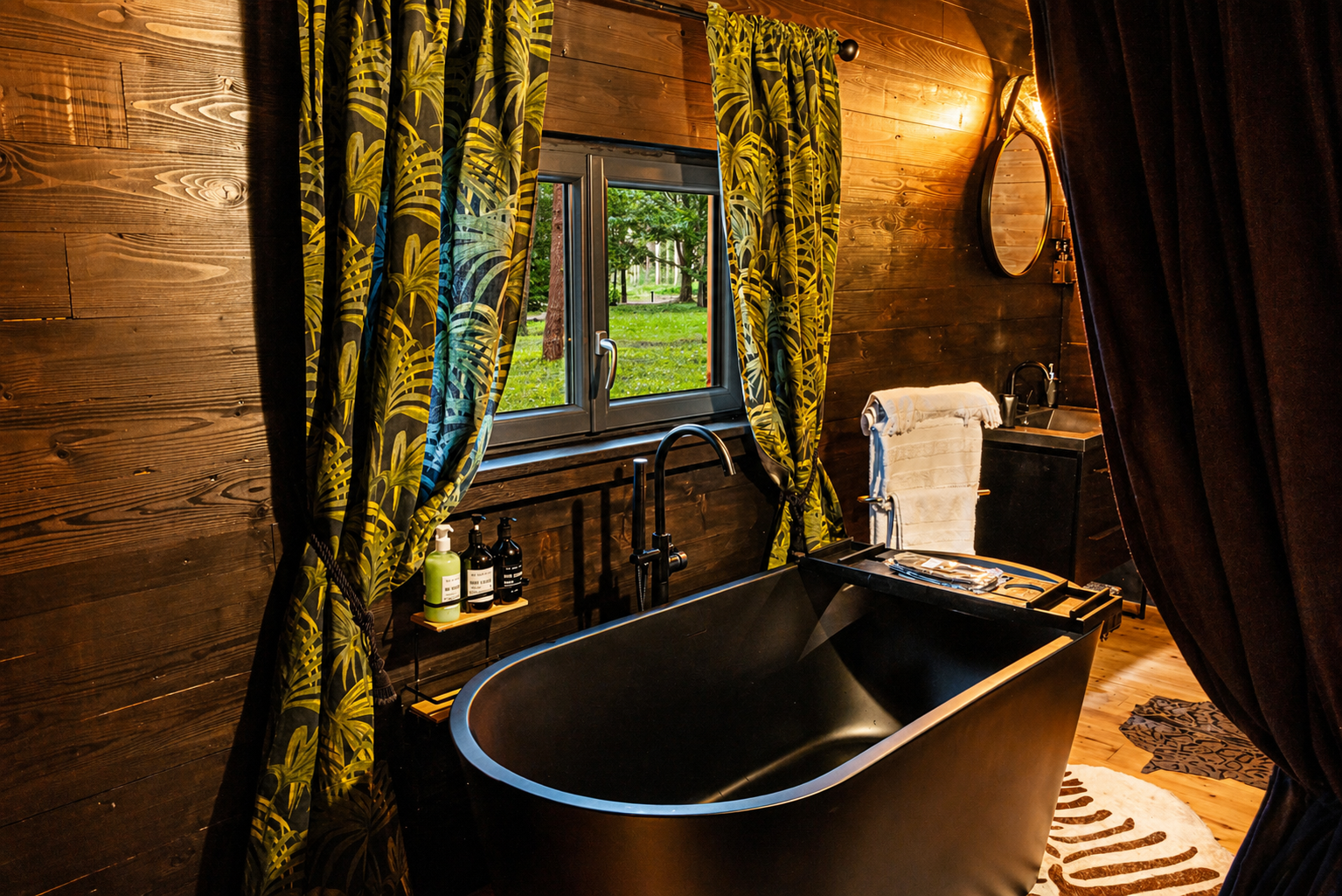 Lodge Out Of Africa & Spa : une immersion sensorielle en Aquitaine à Marcenais — environnement naturel