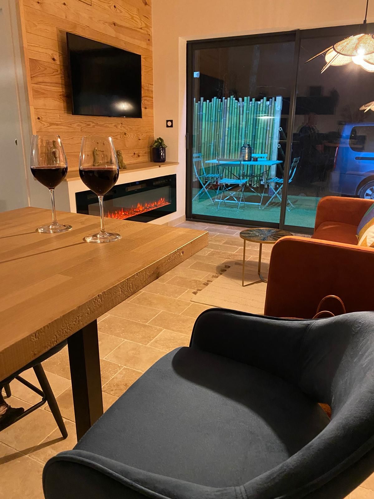 Cabanes en Loire & Spa — Cabane romantique avec jacuzzi à Loir-et-Cher à Marolles — détail architectural