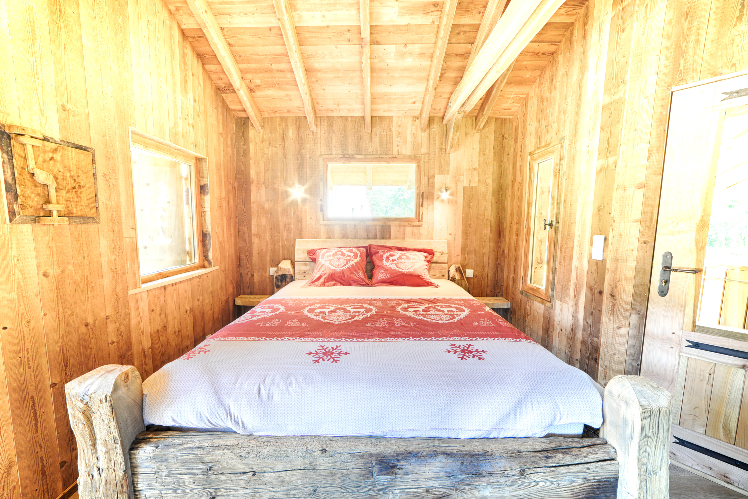 Cabane Spa des Daims : une évasion sensorielle en Franche-Comté à Corcelle-Mieslot — vue depuis la terrasse