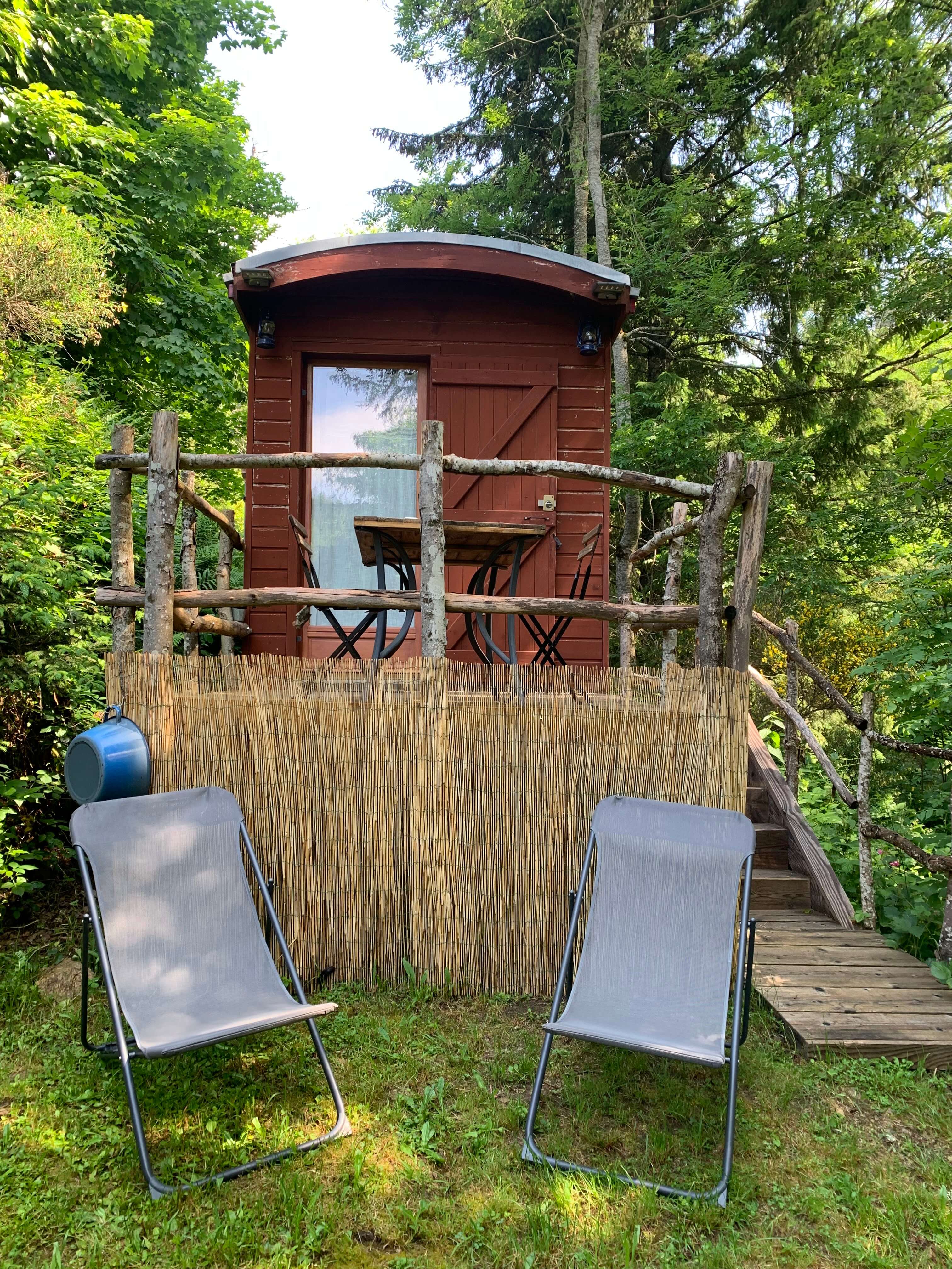 La mini roulotte — Séjour cozy avec spa à Haute-Loire