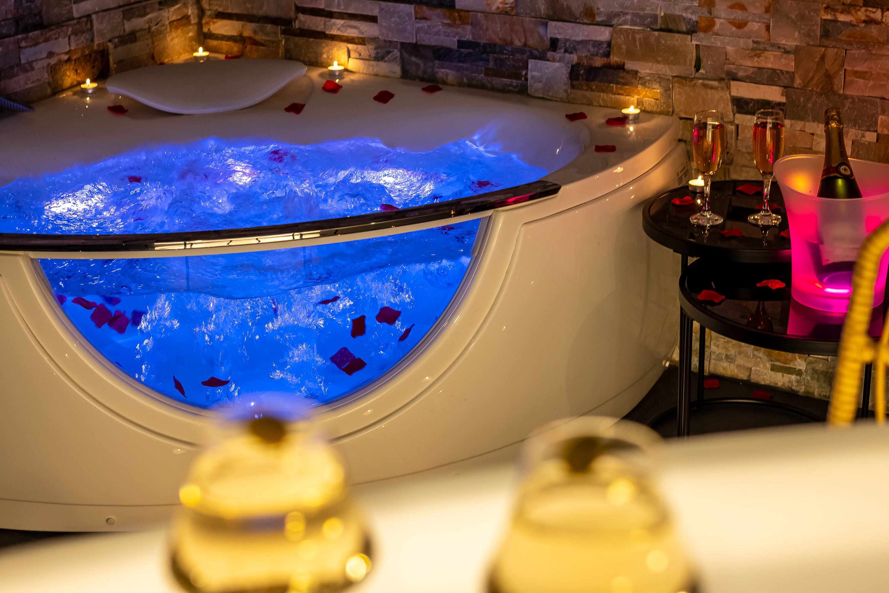 Cocon Relax & Spa : une évasion sensorielle en Franche-Comté à Montbéliard — détail architectural